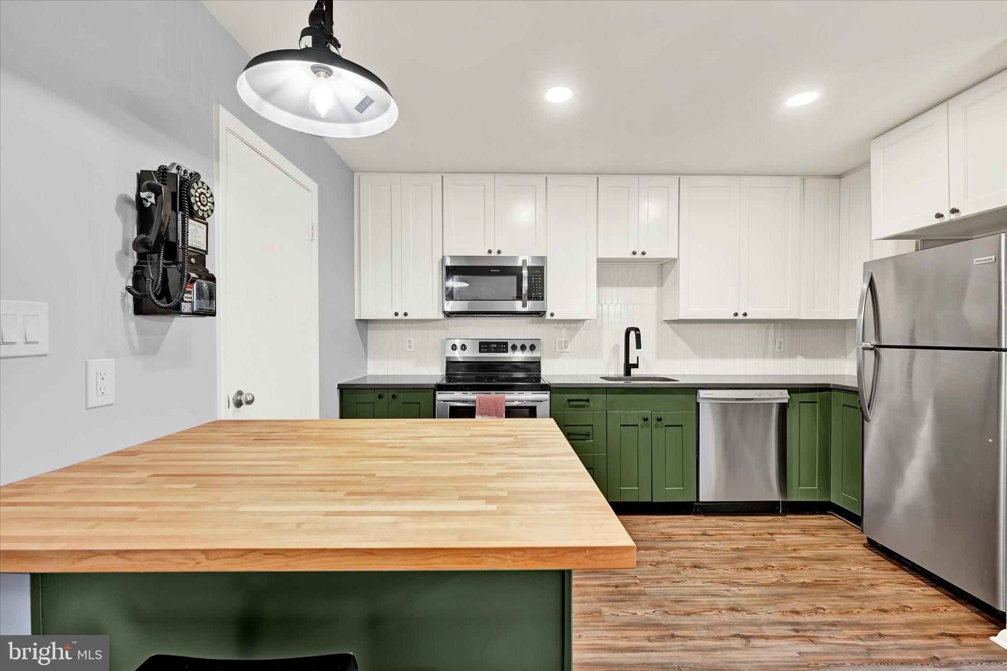 OWINGS MILLS - Residential