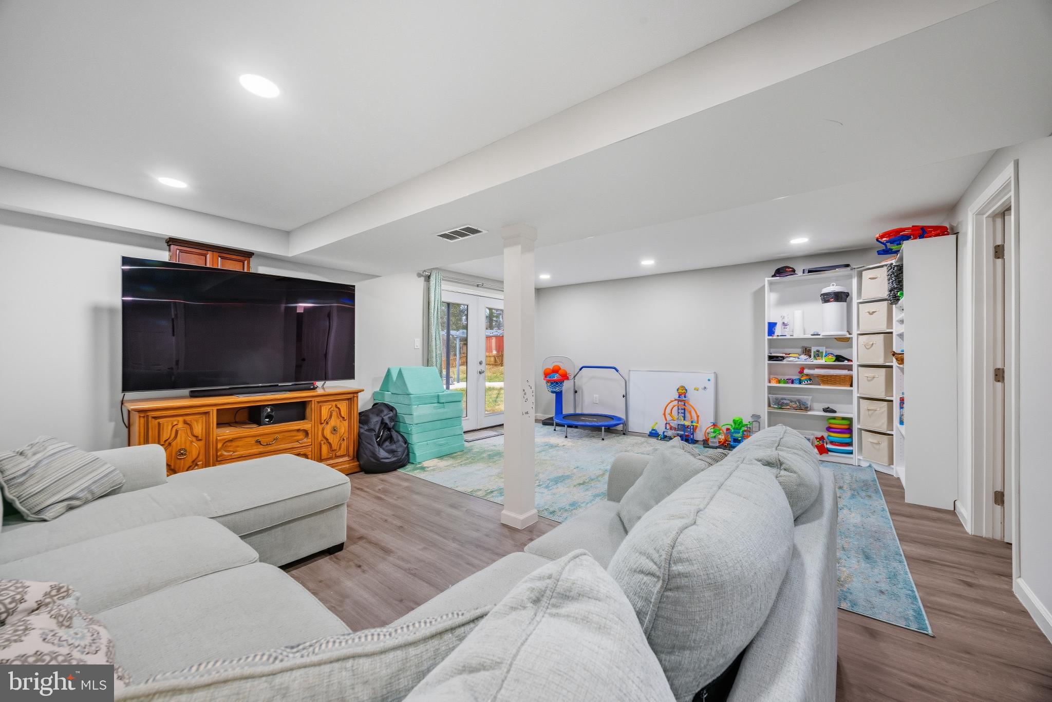 BARE HILLS - Residential