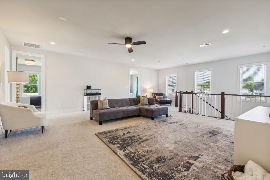 DOMINION VALLEY COUNTRY CLUB - Residential