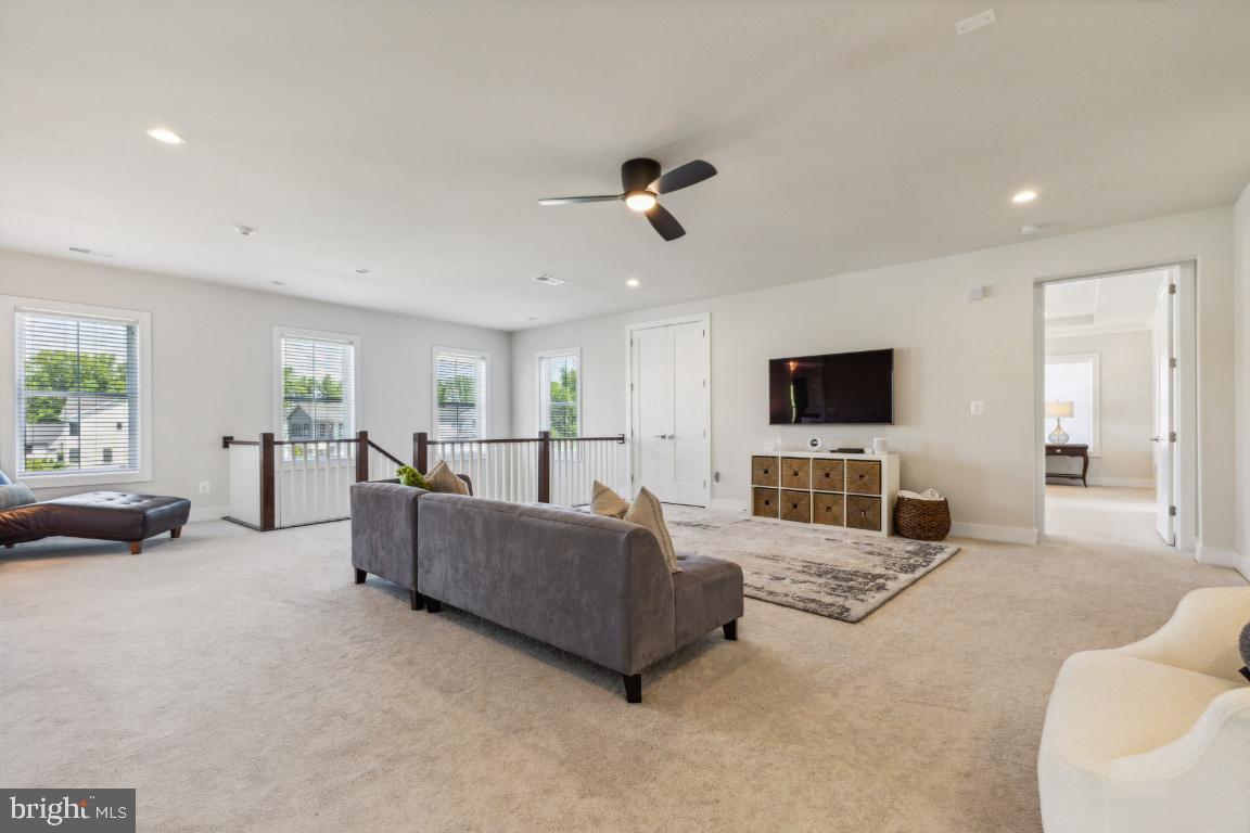 DOMINION VALLEY COUNTRY CLUB - Residential