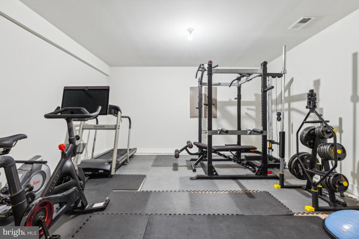 DOMINION VALLEY COUNTRY CLUB - Residential