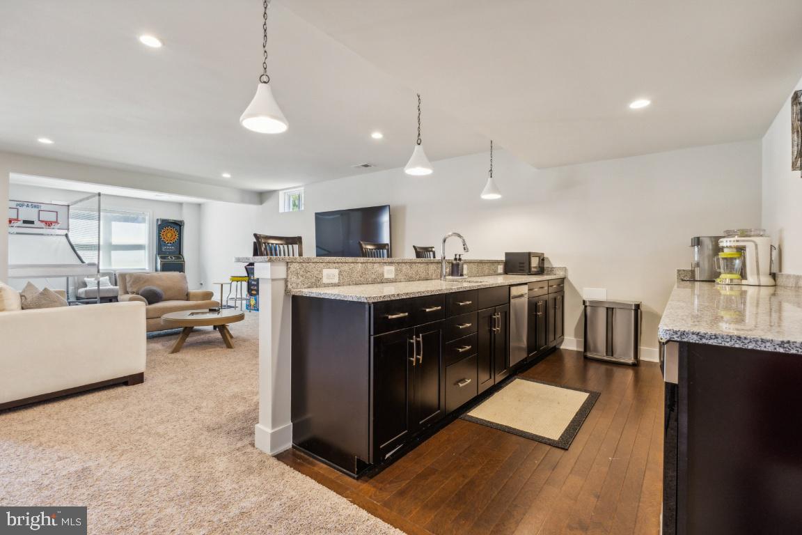 DOMINION VALLEY COUNTRY CLUB - Residential