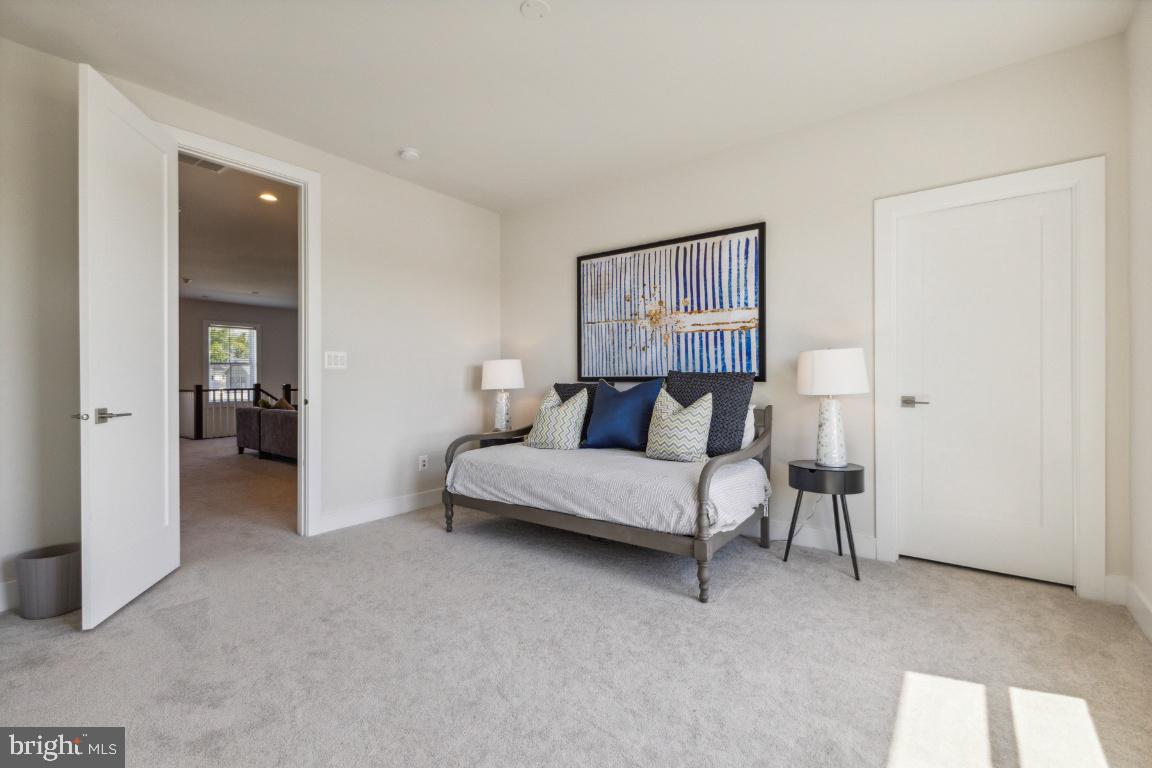 DOMINION VALLEY COUNTRY CLUB - Residential