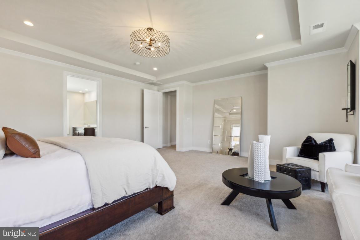 DOMINION VALLEY COUNTRY CLUB - Residential