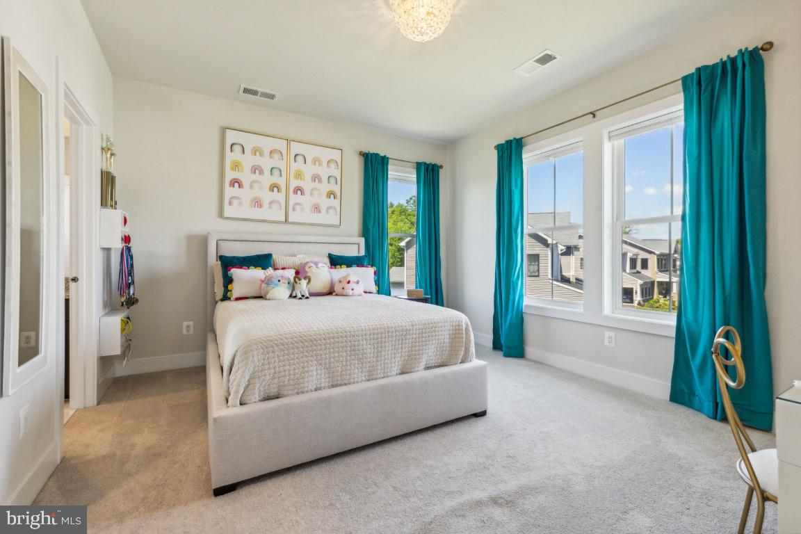 DOMINION VALLEY COUNTRY CLUB - Residential