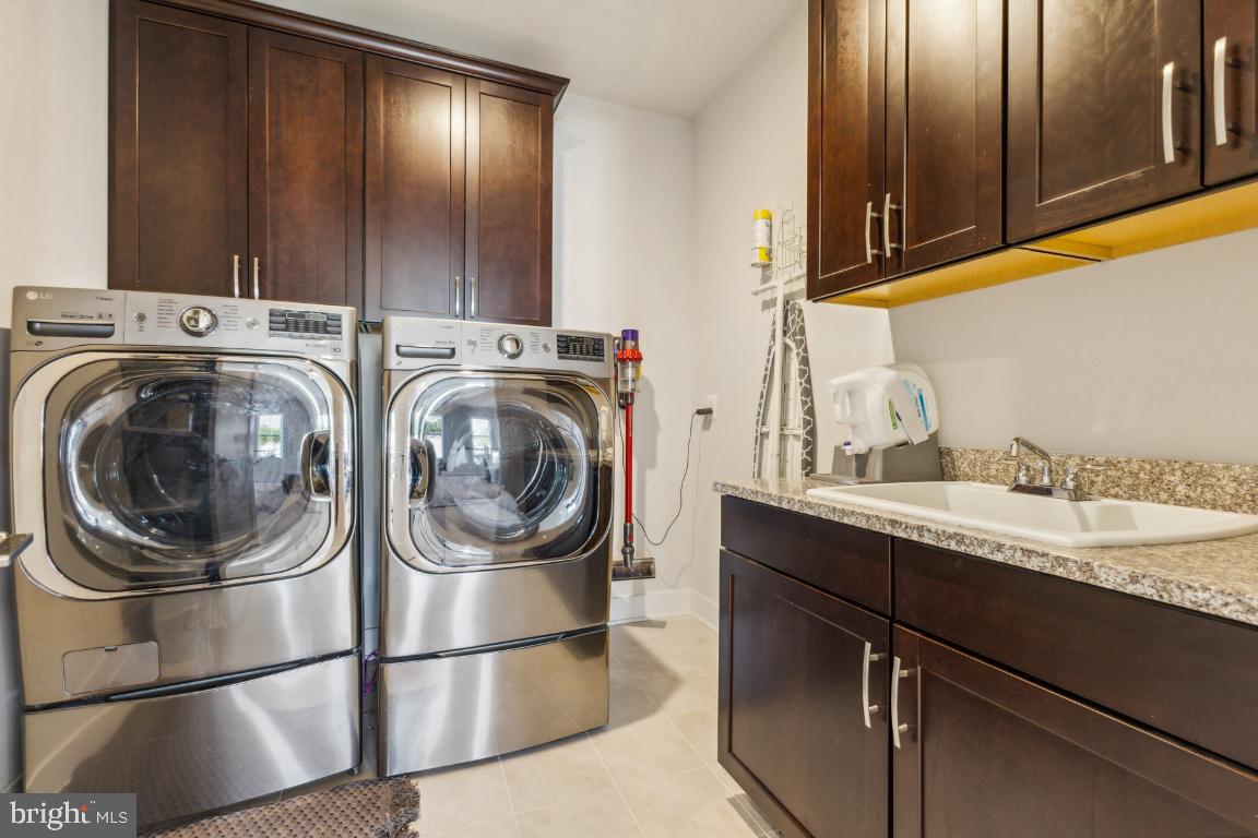 DOMINION VALLEY COUNTRY CLUB - Residential