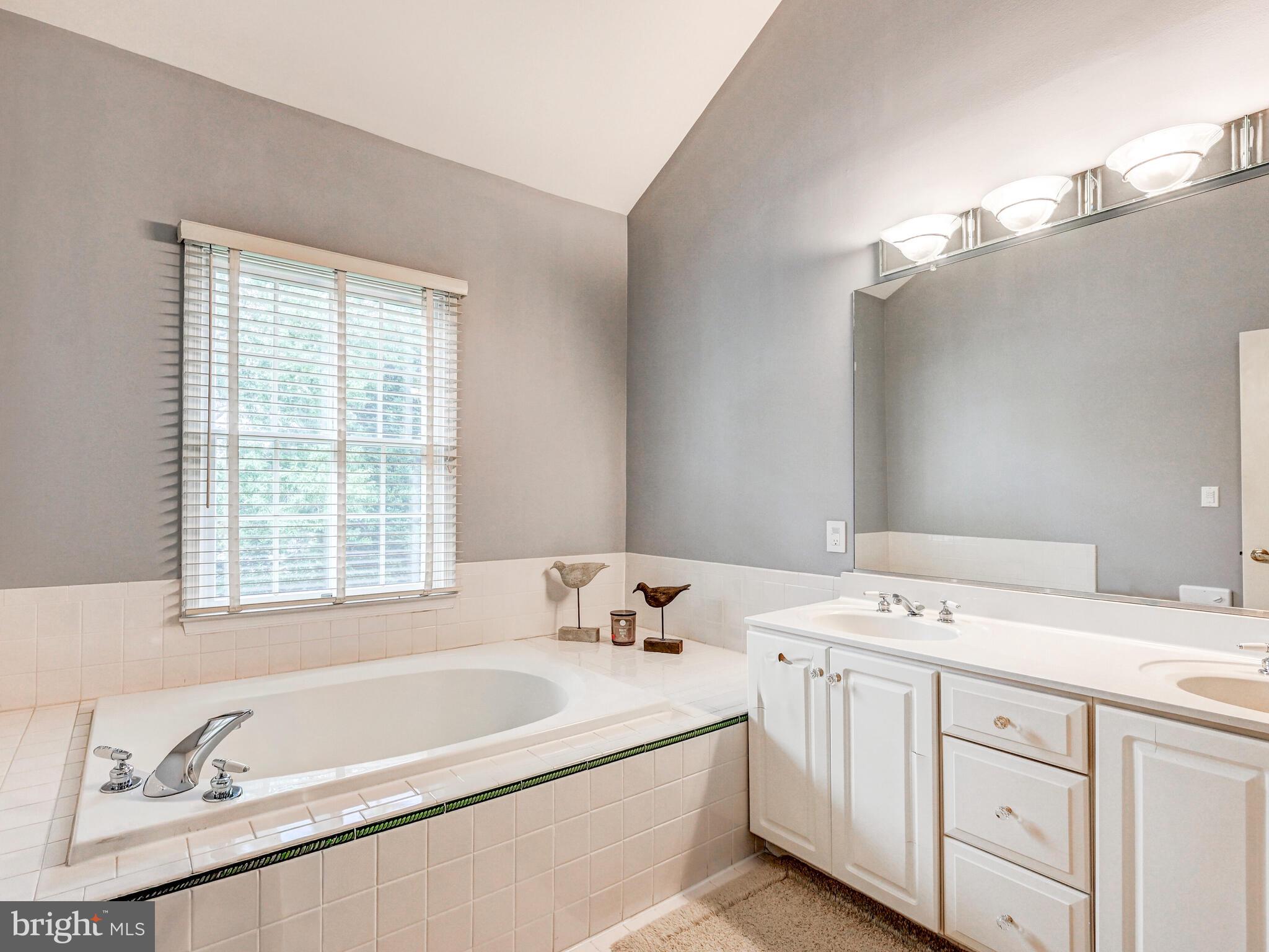 GREENE TREE - Residential Lease