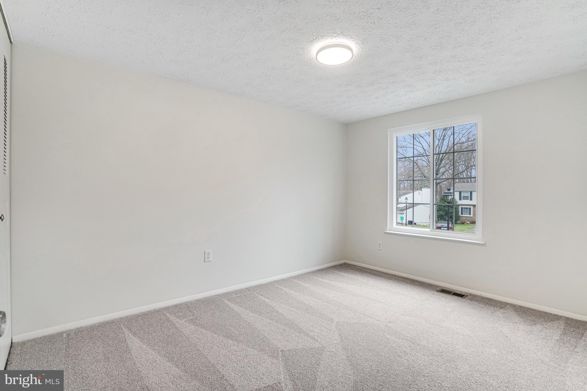 NEWINGTON FOREST - Residential