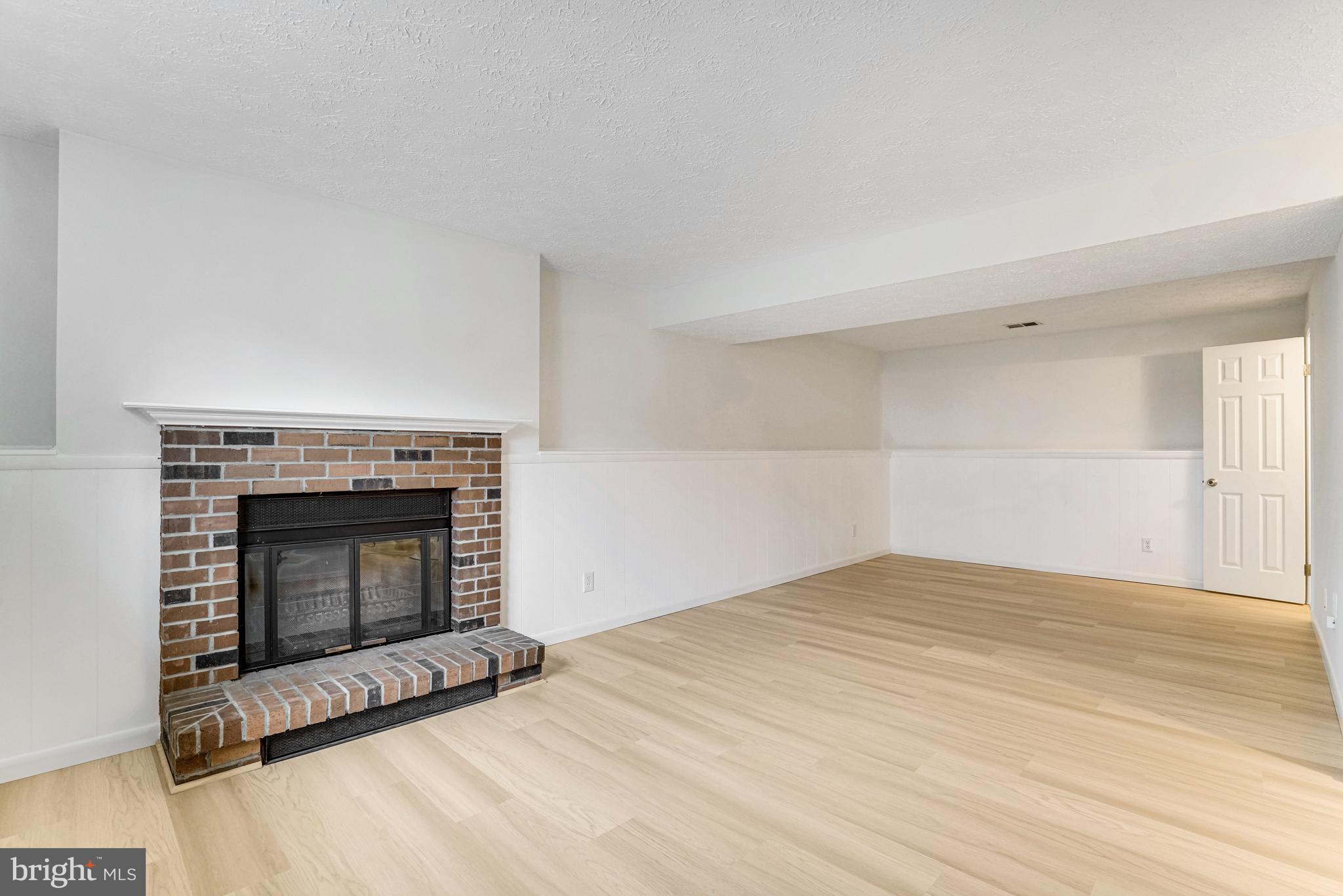 NEWINGTON FOREST - Residential