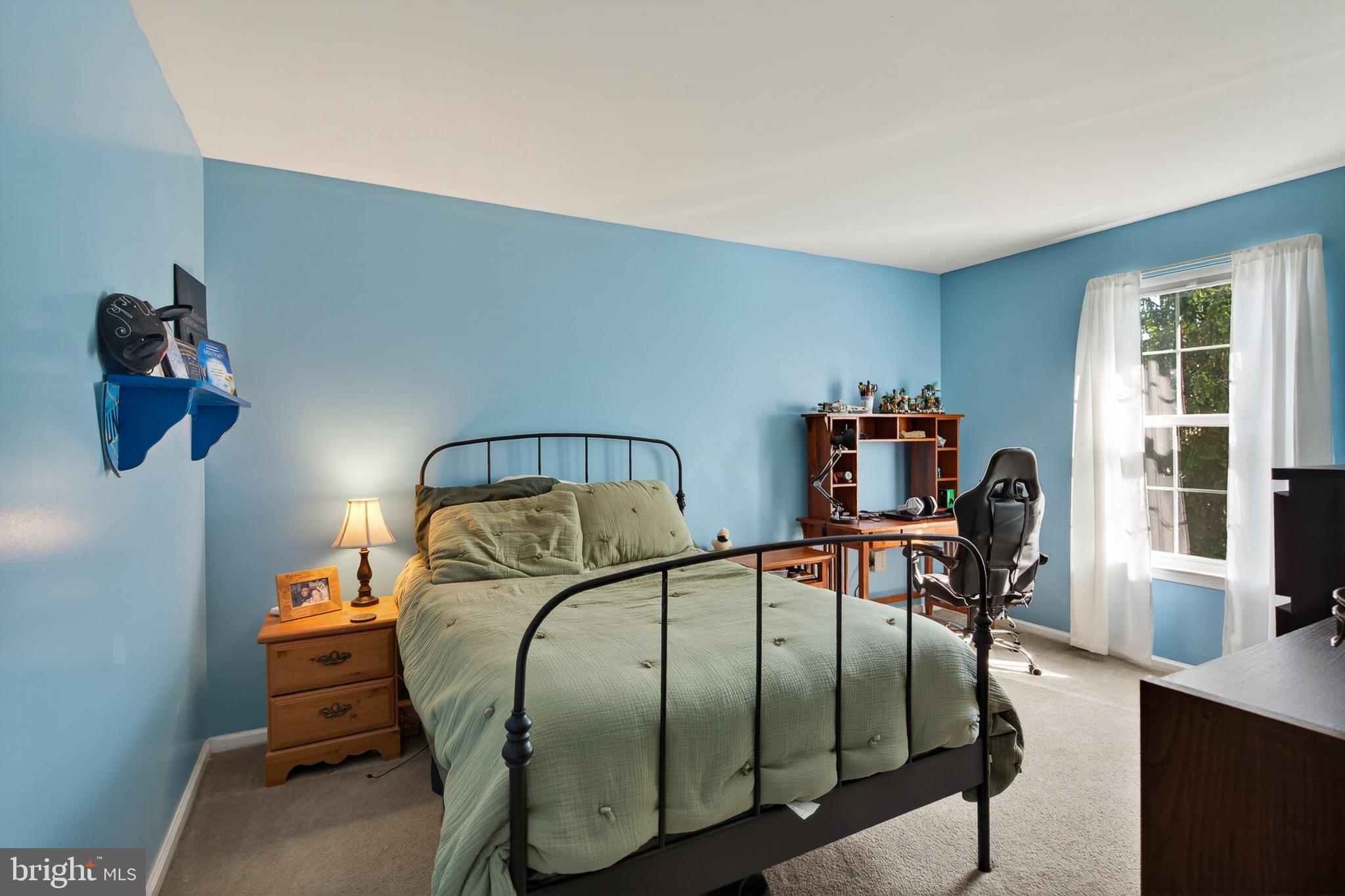 PENNSBURG - Residential