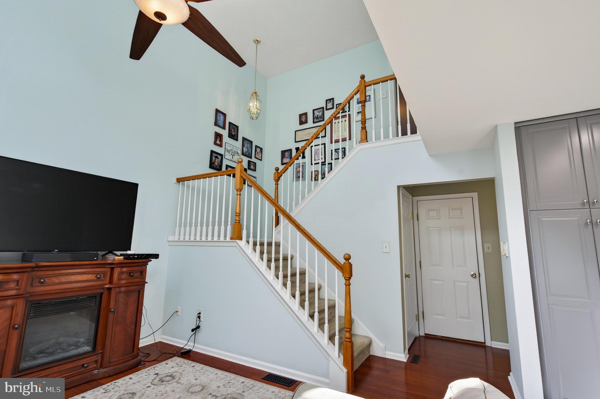 PENNSBURG - Residential