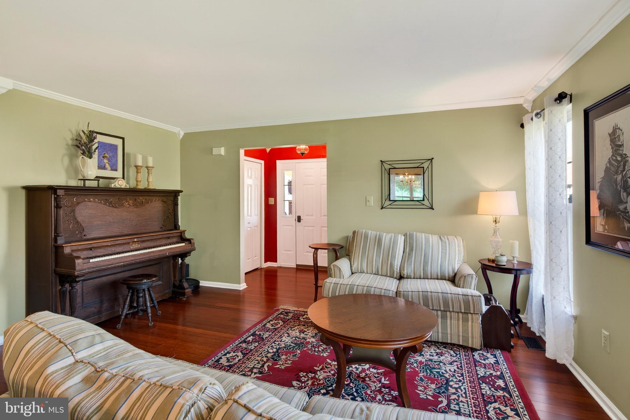 PENNSBURG - Residential