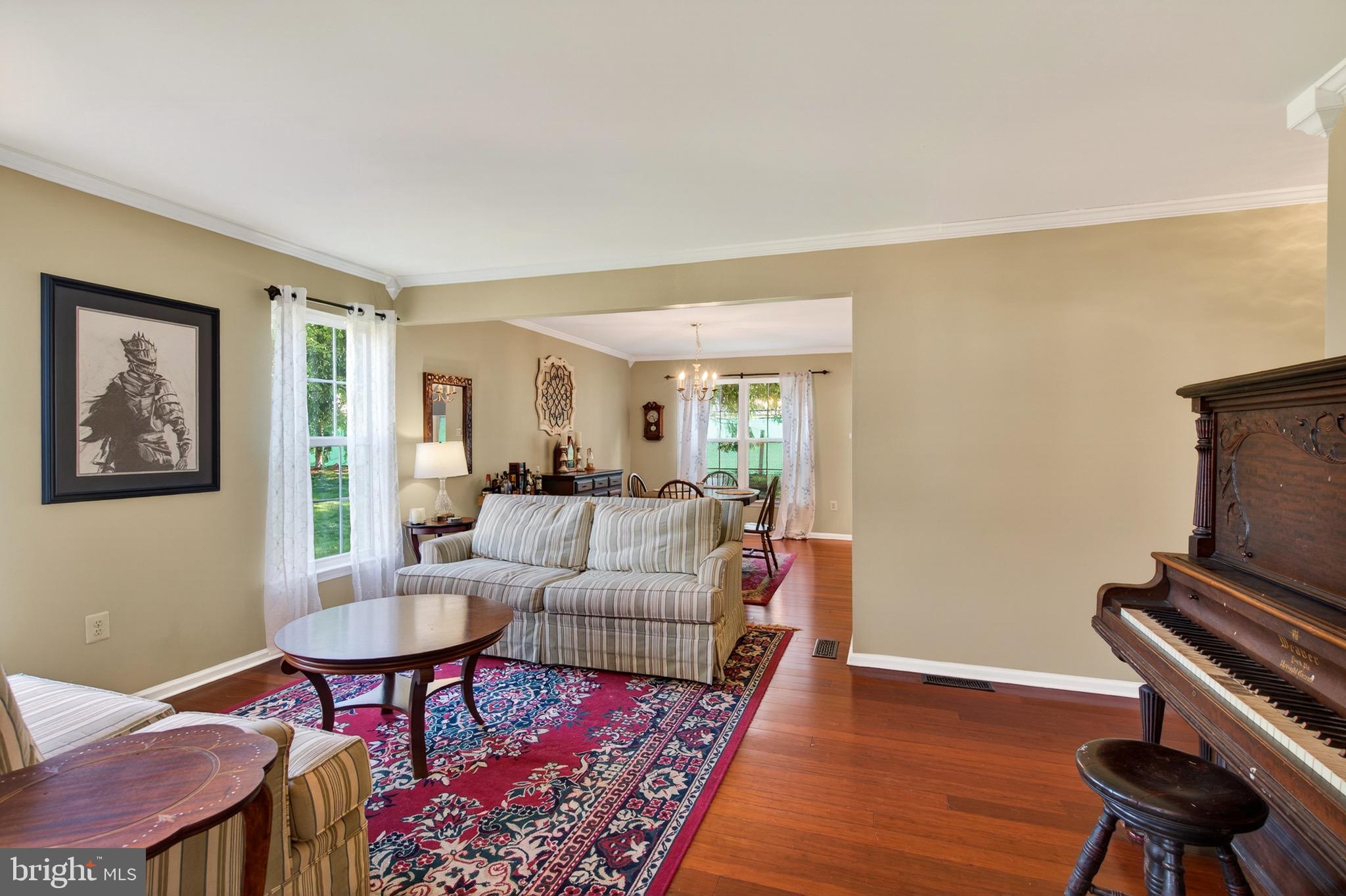 PENNSBURG - Residential