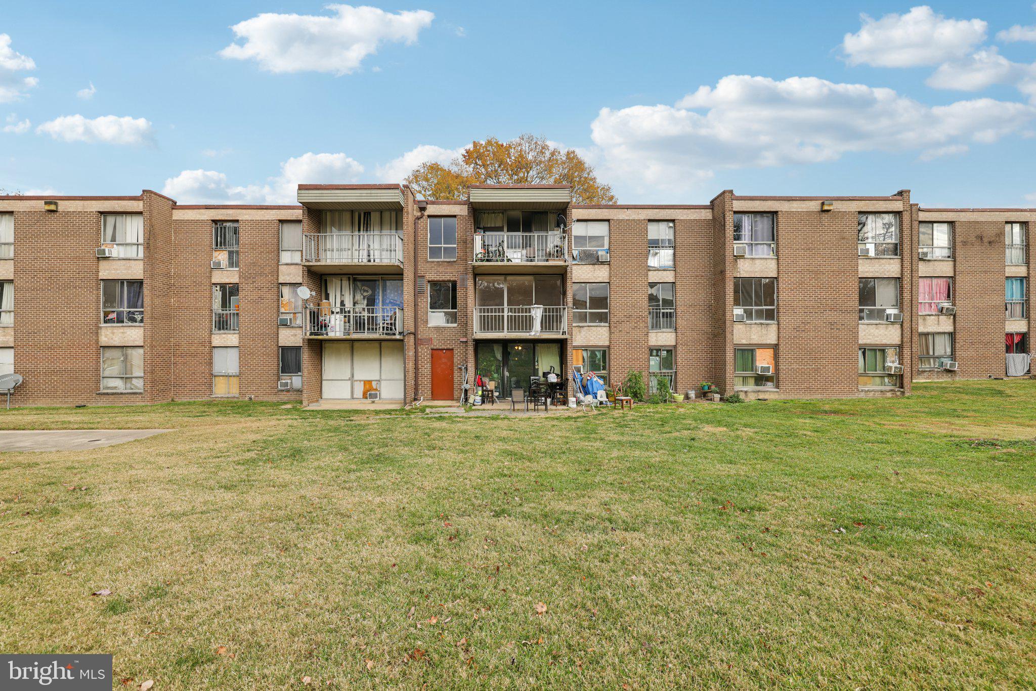 BEDFORD TOWNE CONDO - Residential