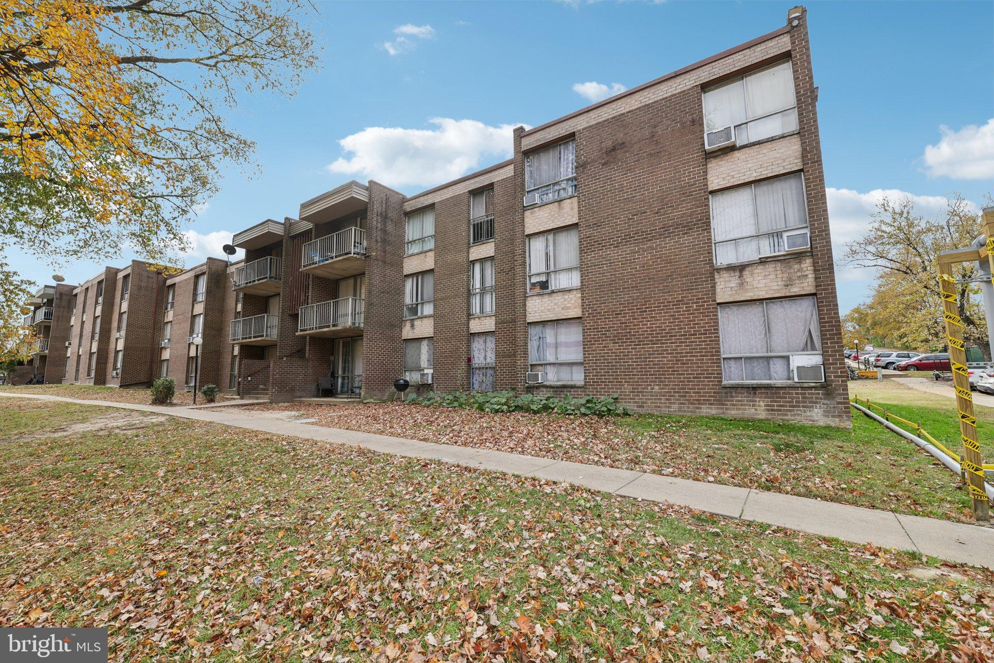 BEDFORD TOWNE CONDO - Residential