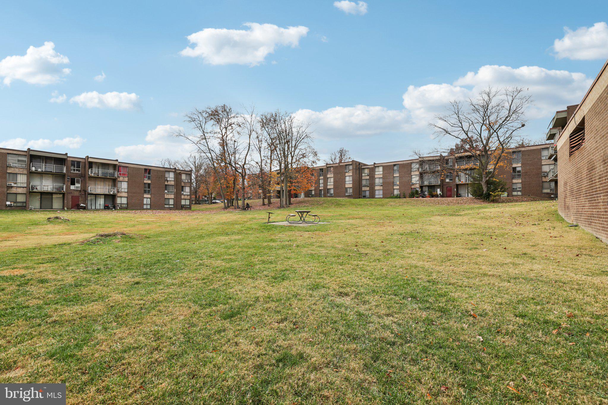 BEDFORD TOWNE CONDO - Residential