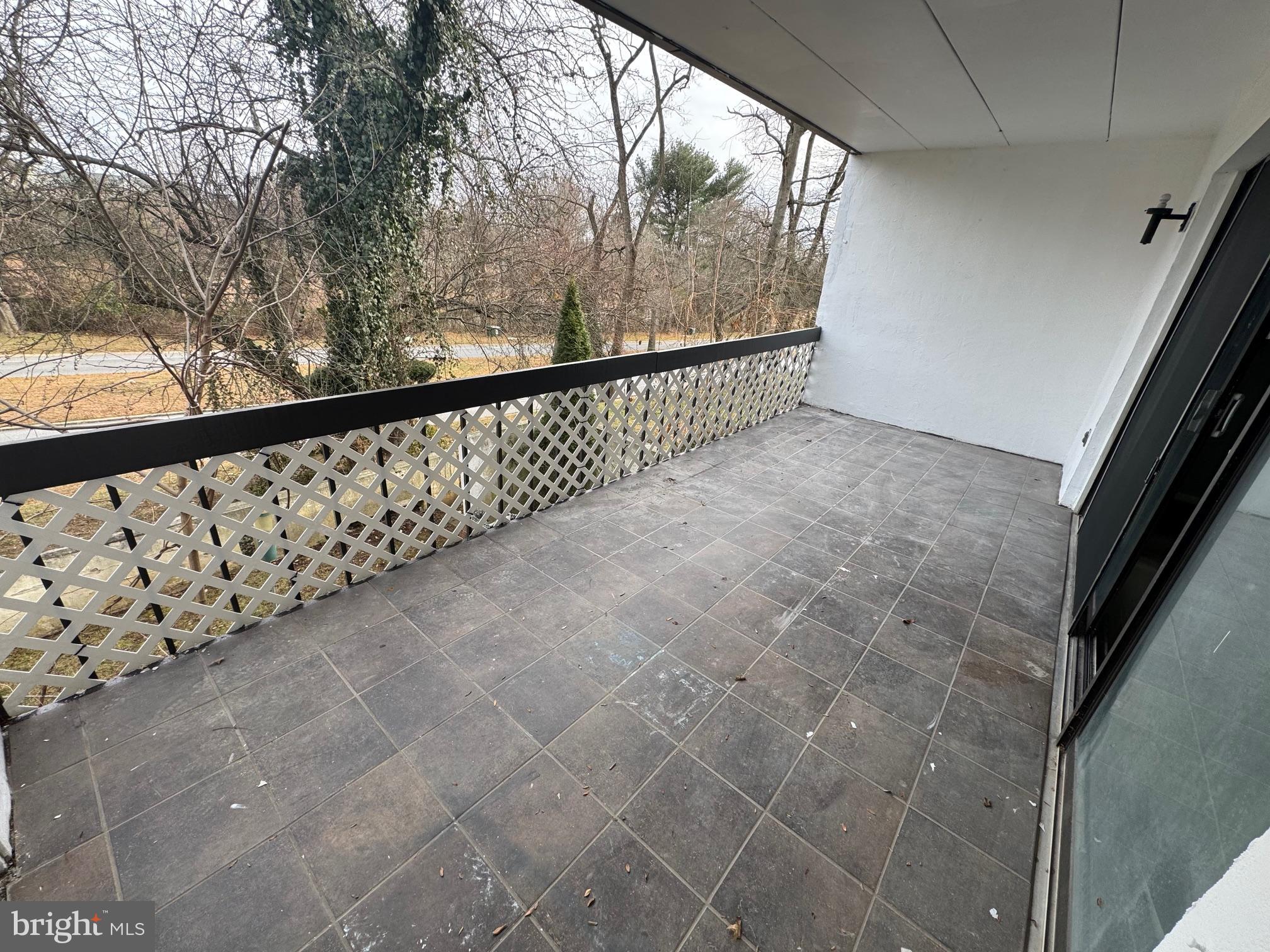 FOX VALLEY - Residential Lease