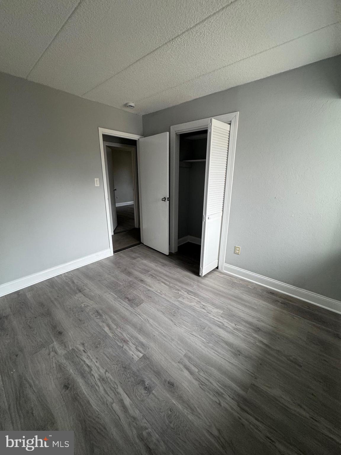 FOX VALLEY - Residential Lease