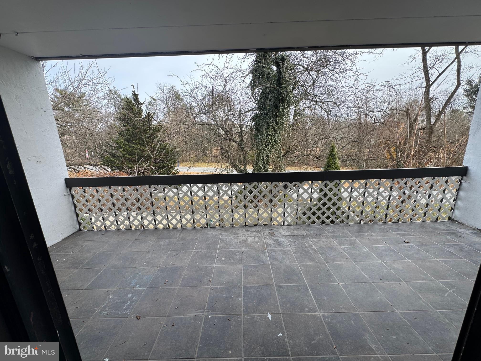 FOX VALLEY - Residential Lease