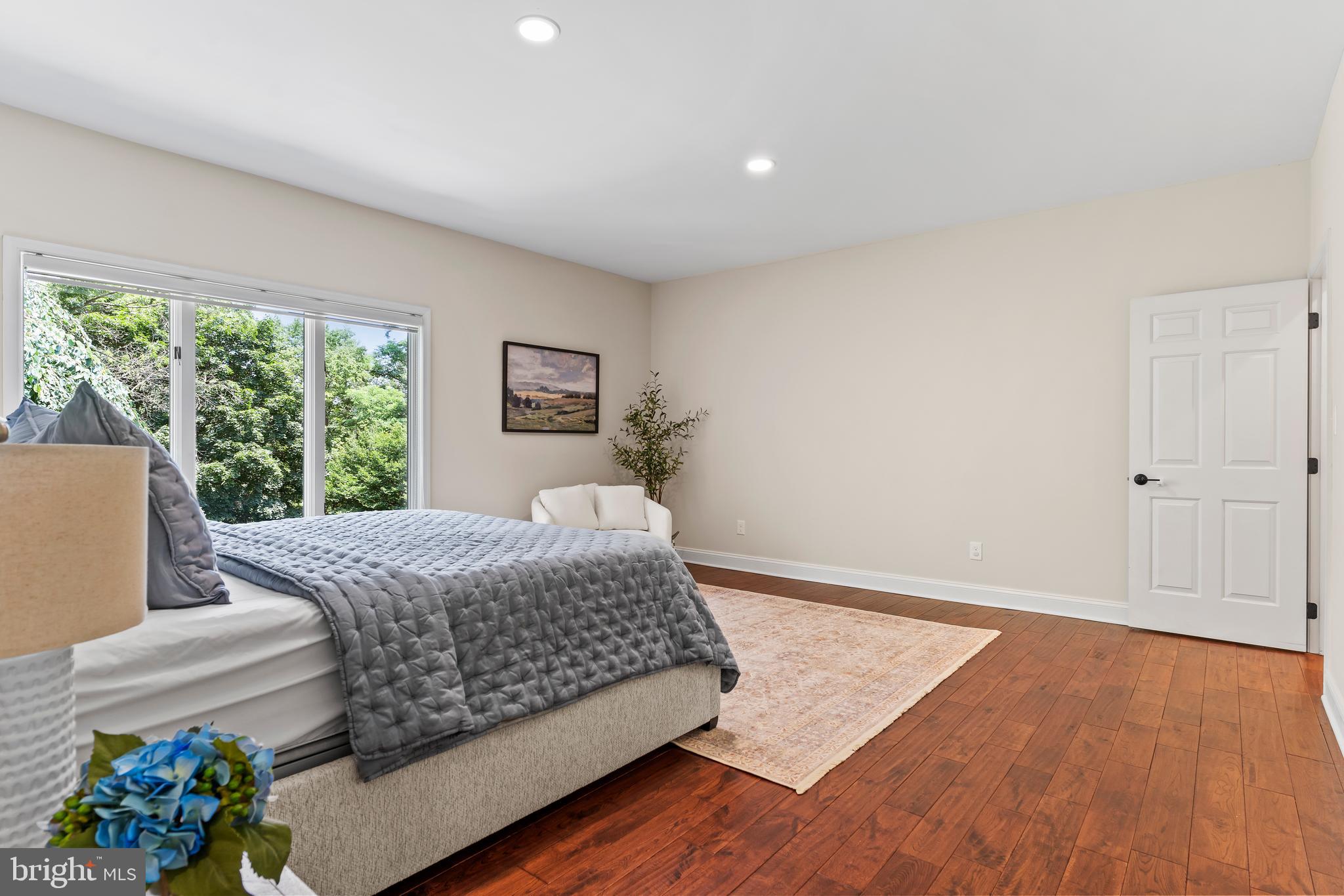 FLORIBUNDA - Residential