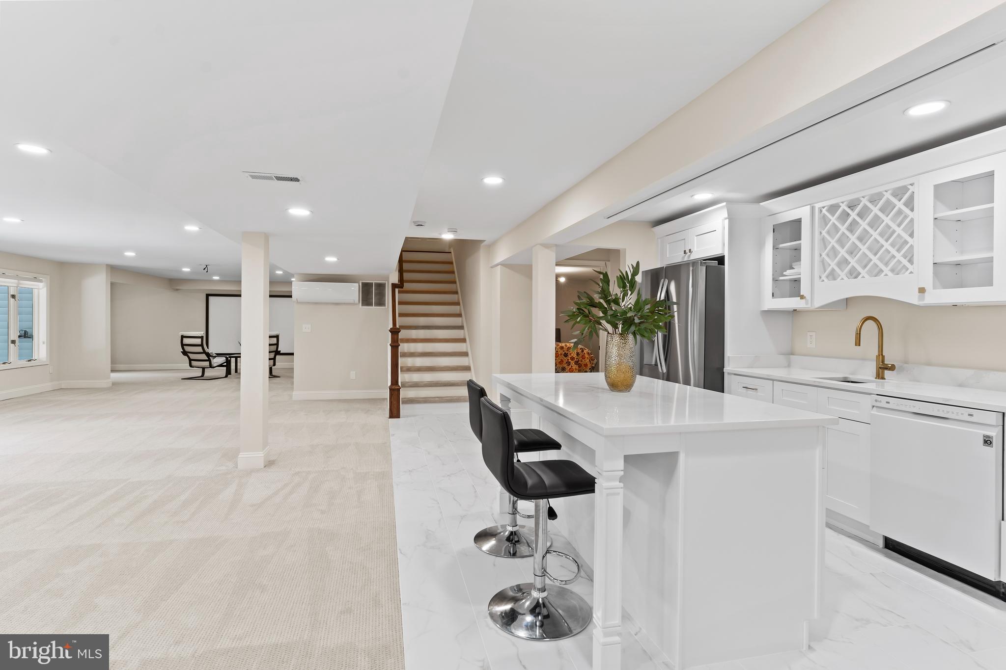 FLORIBUNDA - Residential