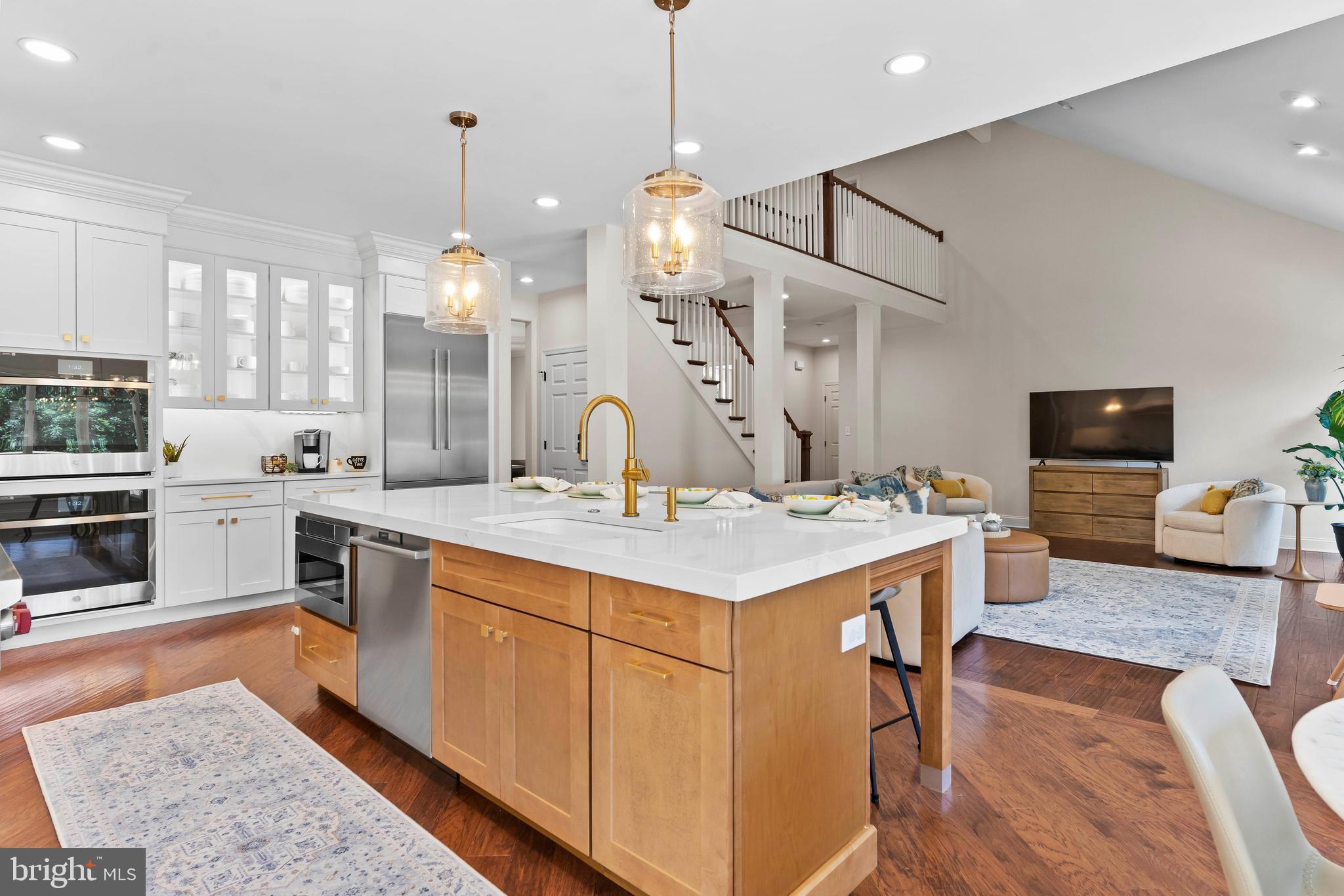 FLORIBUNDA - Residential