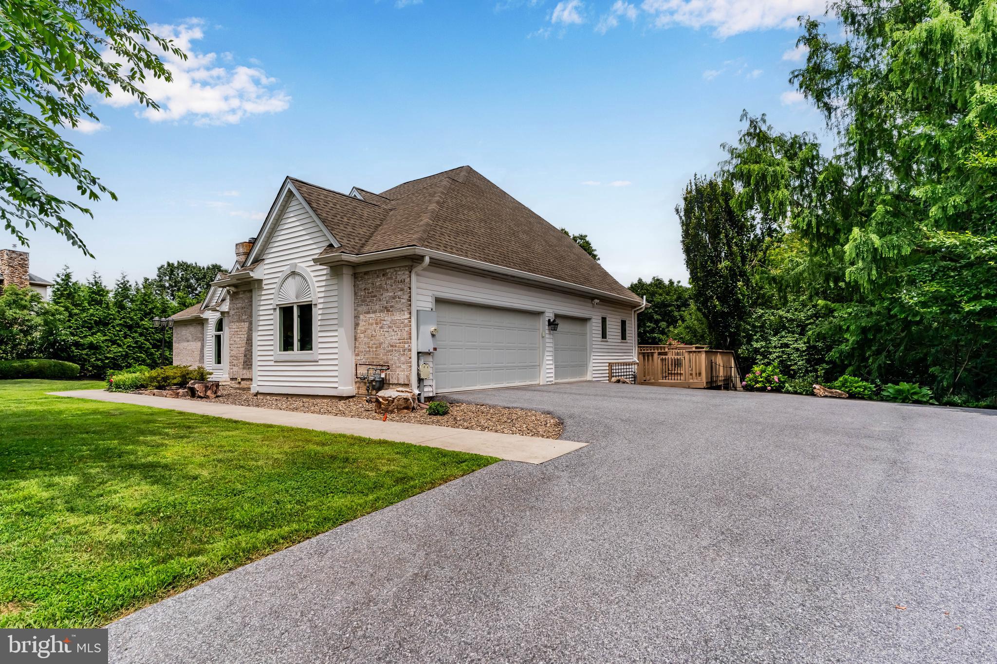 FLORIBUNDA - Residential