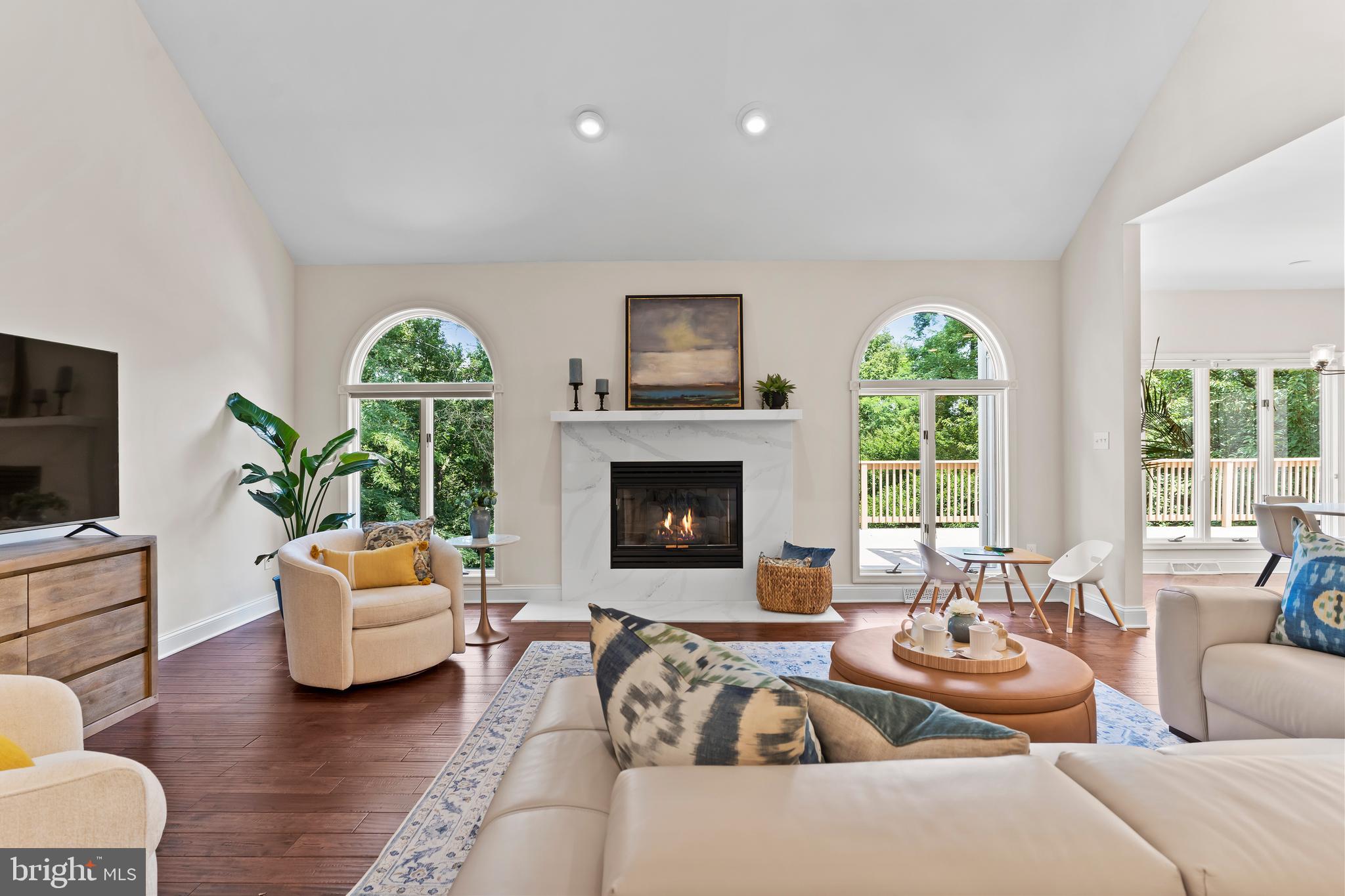 FLORIBUNDA - Residential