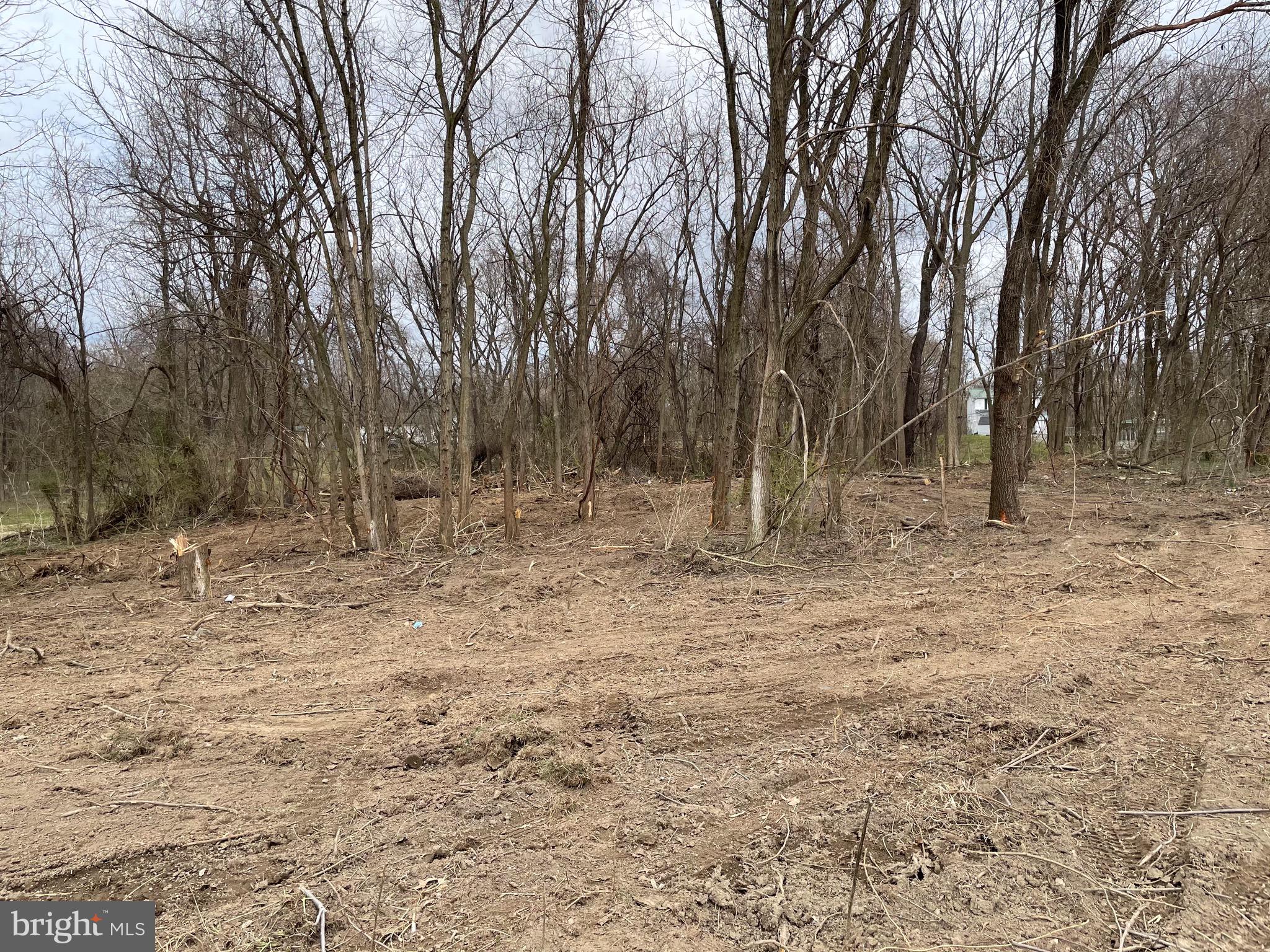 NONE AVAILABLE - Land