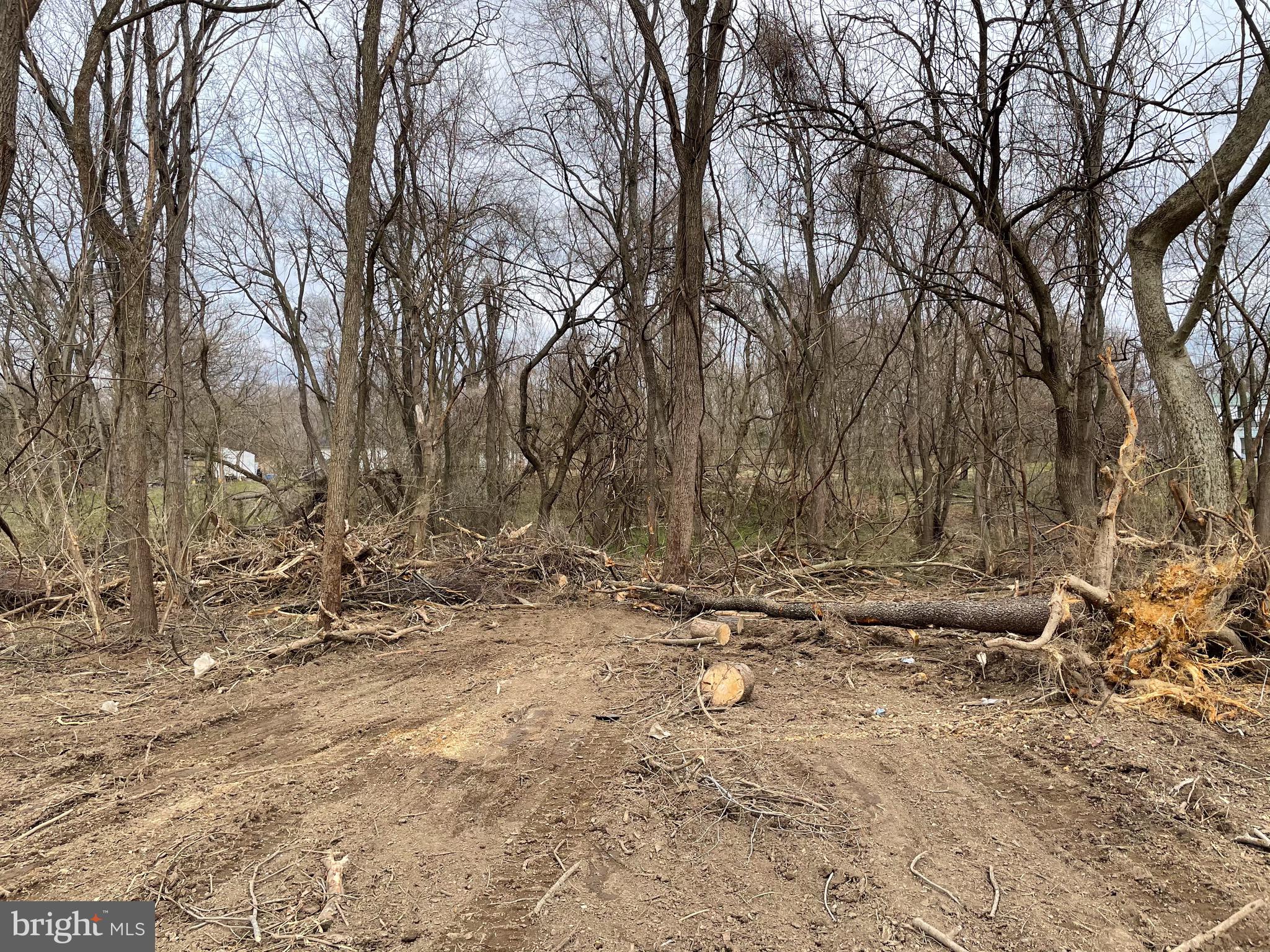 NONE AVAILABLE - Land