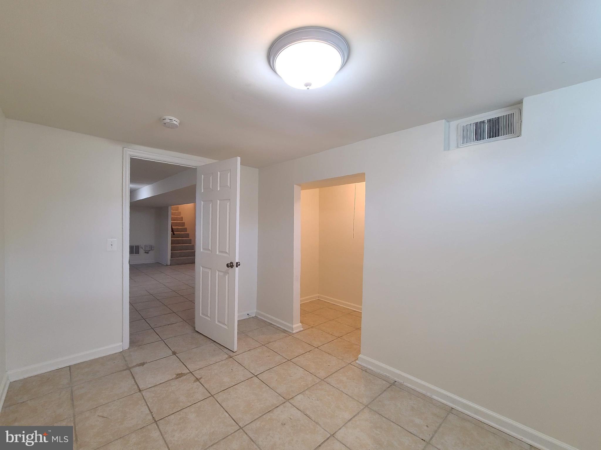 MT. PLEASANT ESTATES - Residential Lease