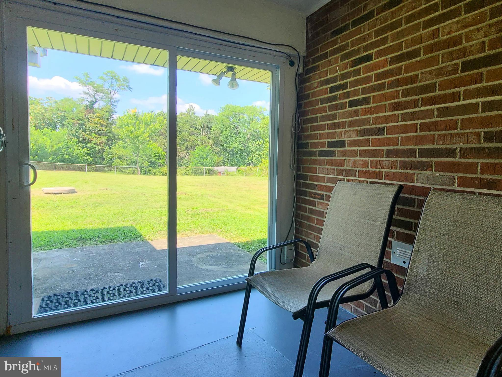 MT. PLEASANT ESTATES - Residential Lease