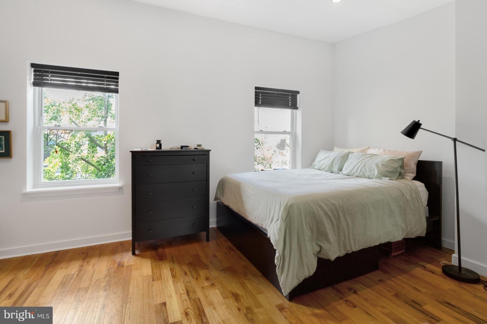 EAST KENSINGTON - Residential Lease