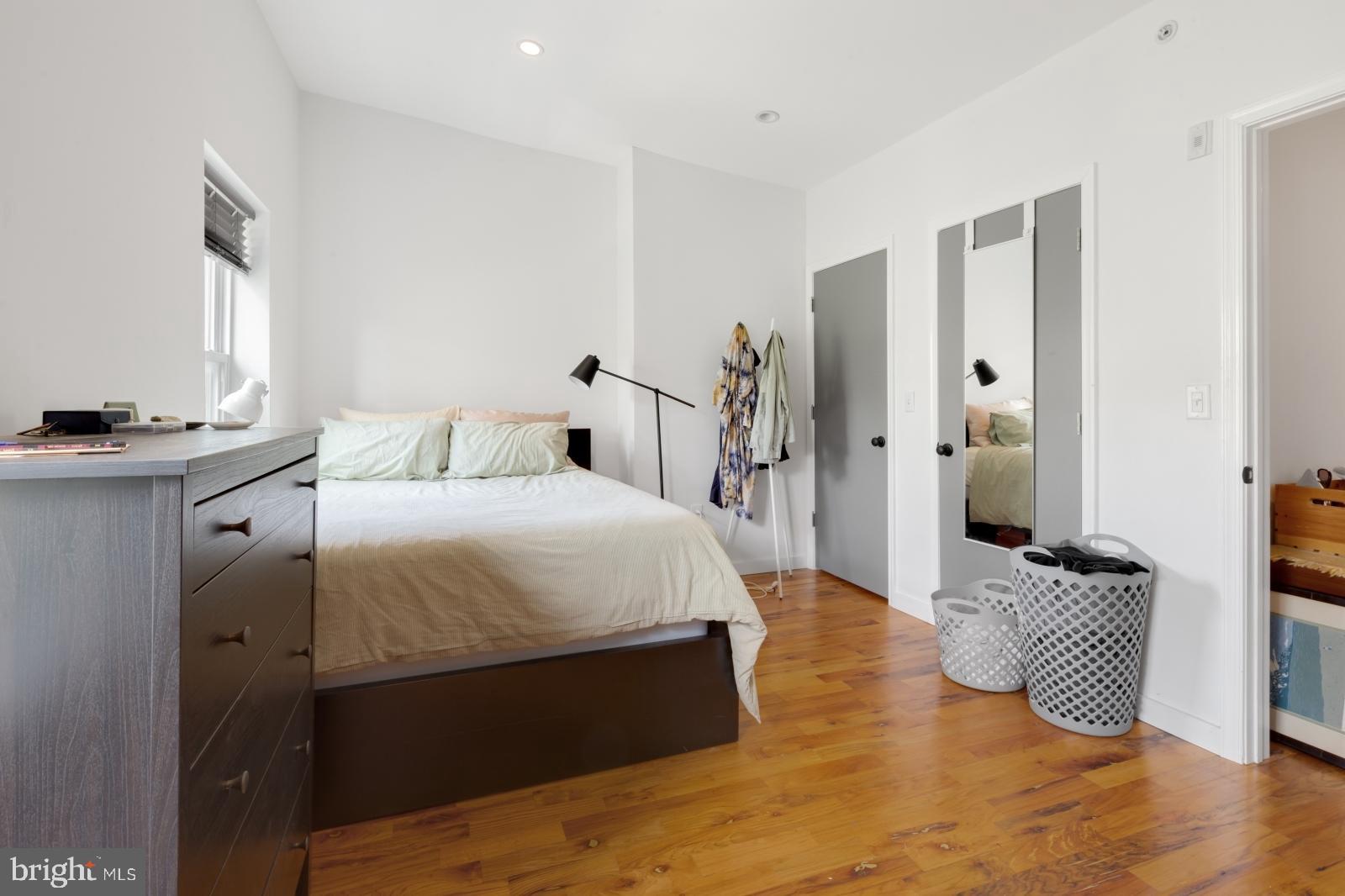 EAST KENSINGTON - Residential Lease