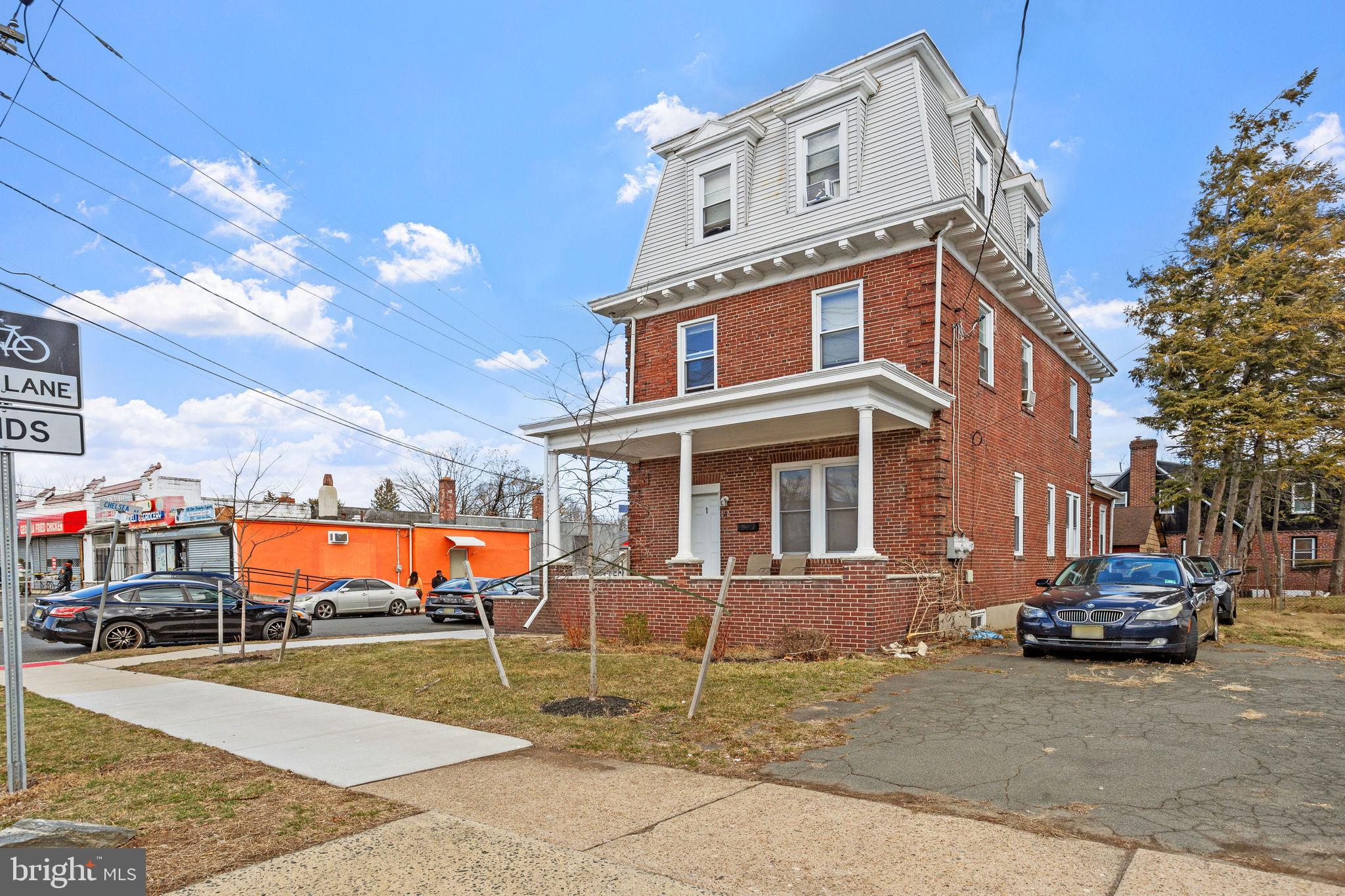 252 PARKWAY