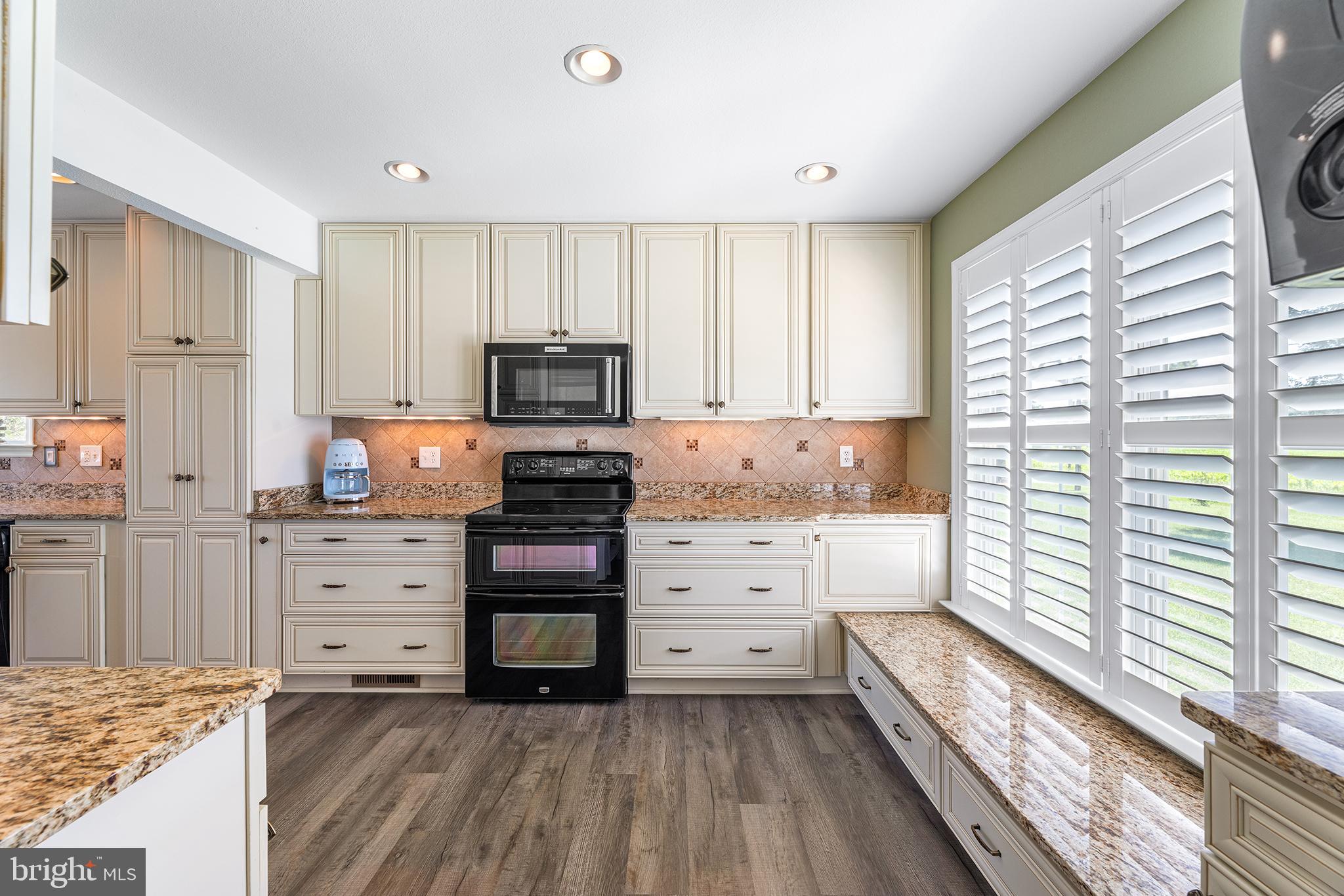 HERRING WOOD - Residential