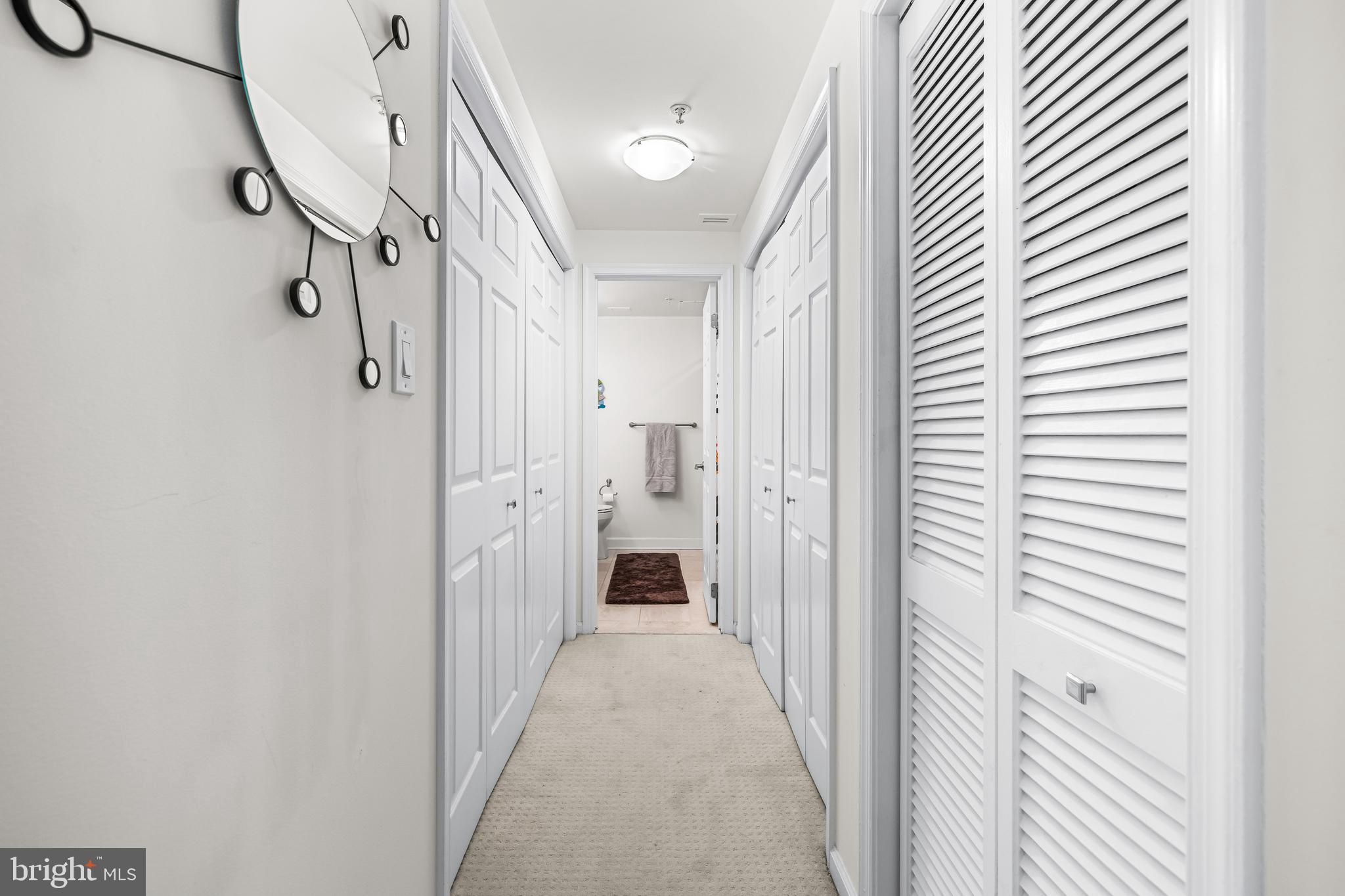 HENDERSON'S WHARF - Residential