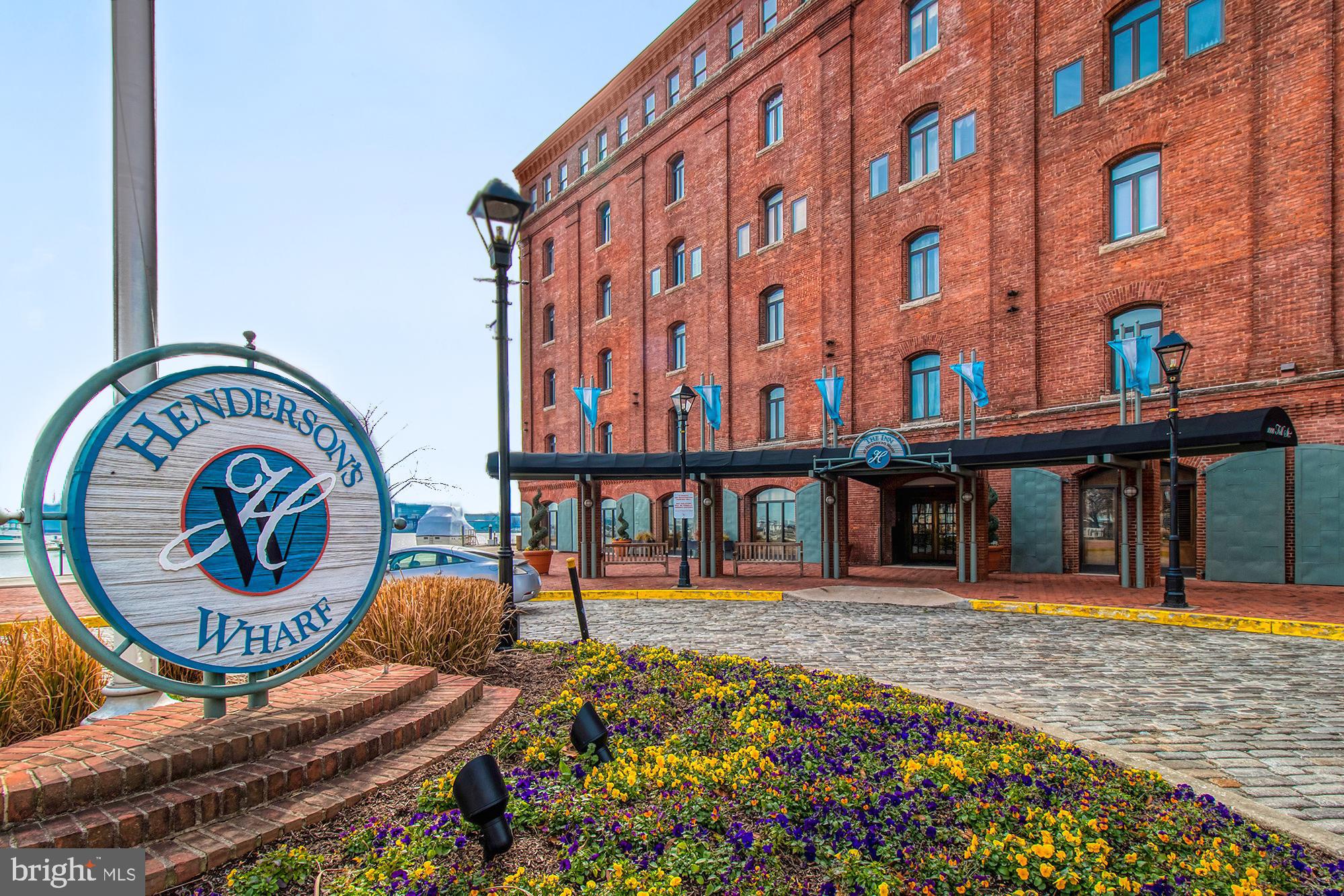 HENDERSON'S WHARF - Residential