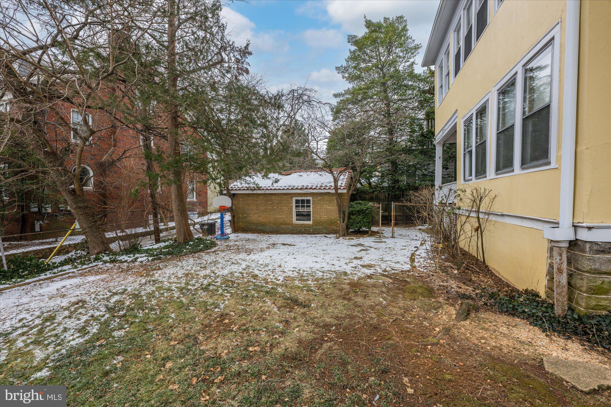 OBSERVATORY CIRCLE - Residential
