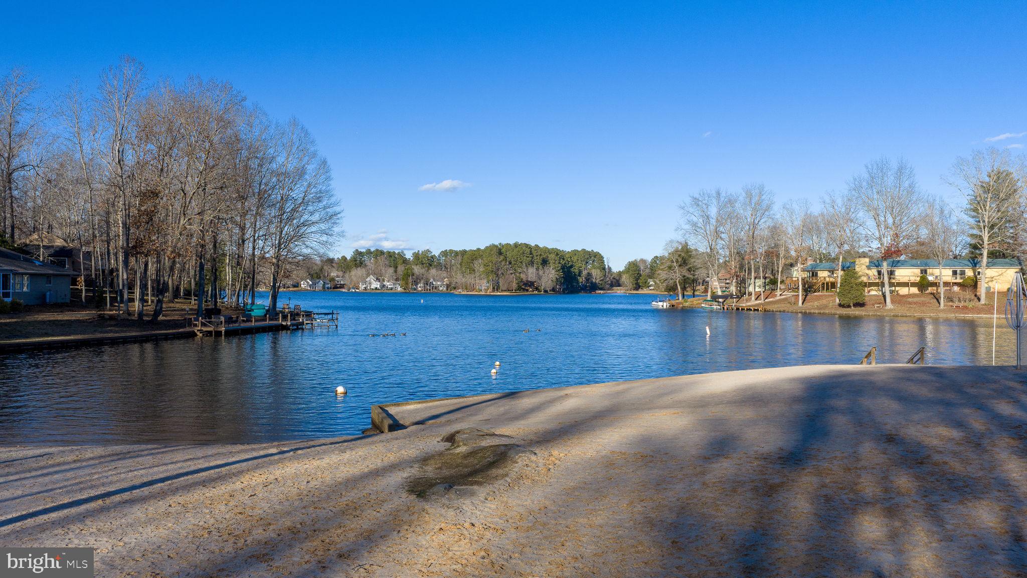 LAKE MONTICELLO - Residential