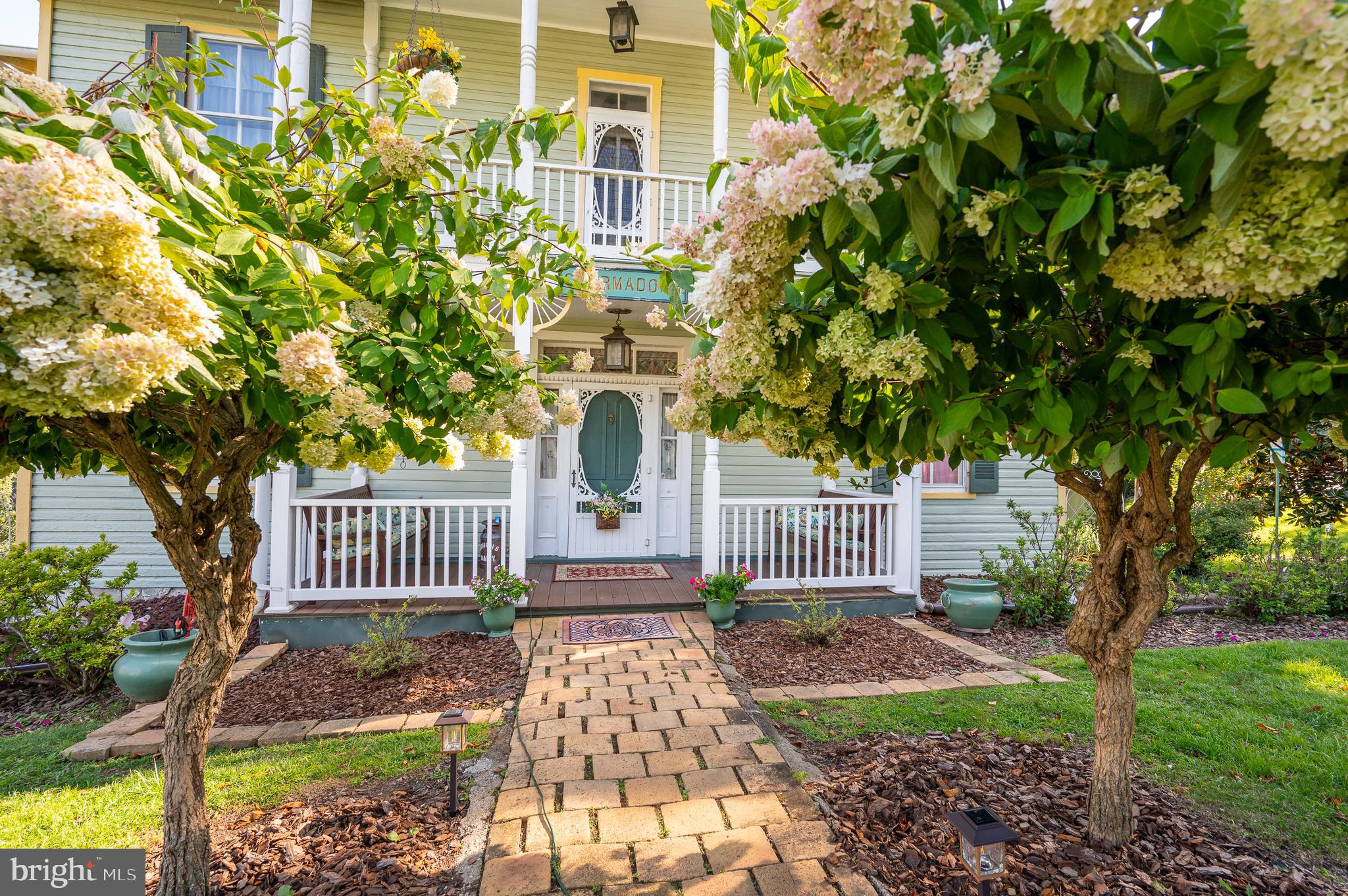 HISTORIC HARPERS FERRY - Residential