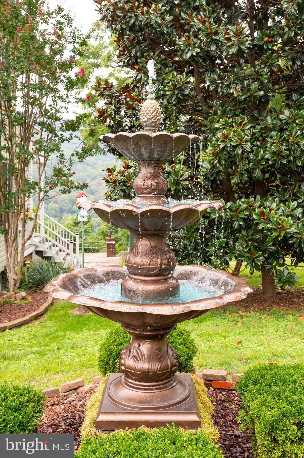 HISTORIC HARPERS FERRY - Residential