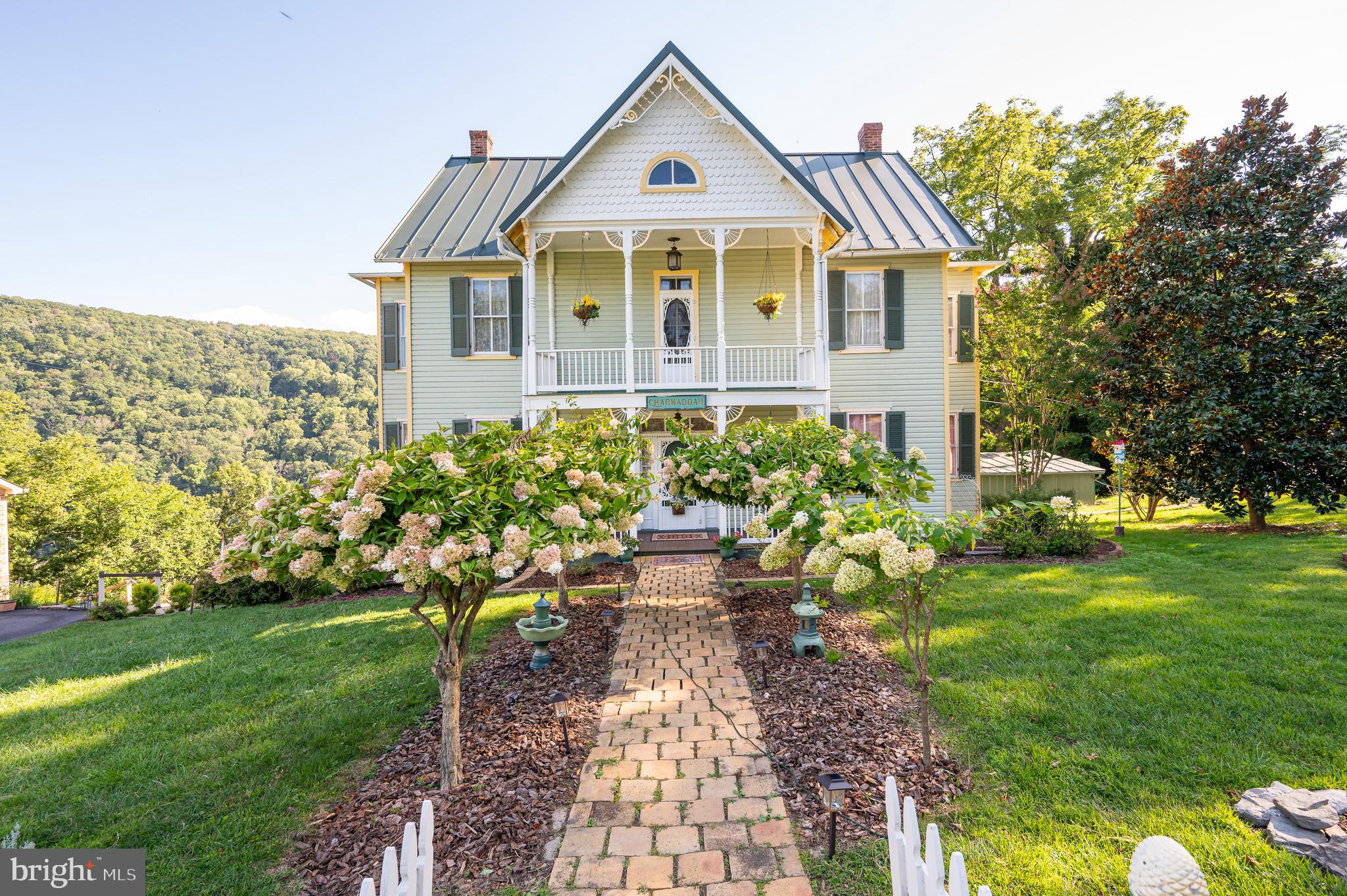 HISTORIC HARPERS FERRY - Residential