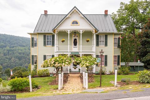 675 CLIFF STREET HARPERS FERRY WV 25425