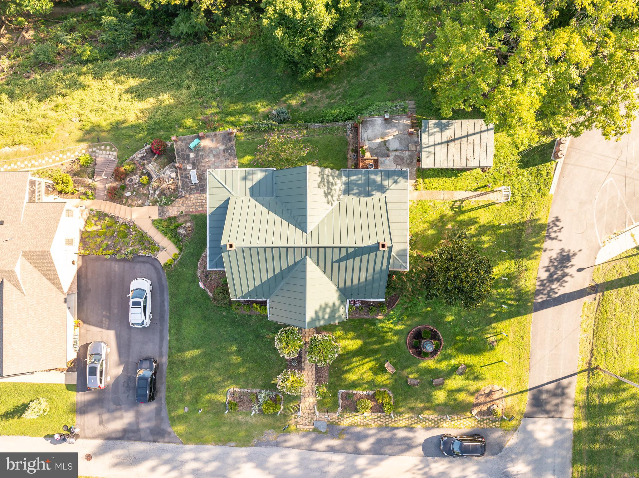HISTORIC HARPERS FERRY - Residential