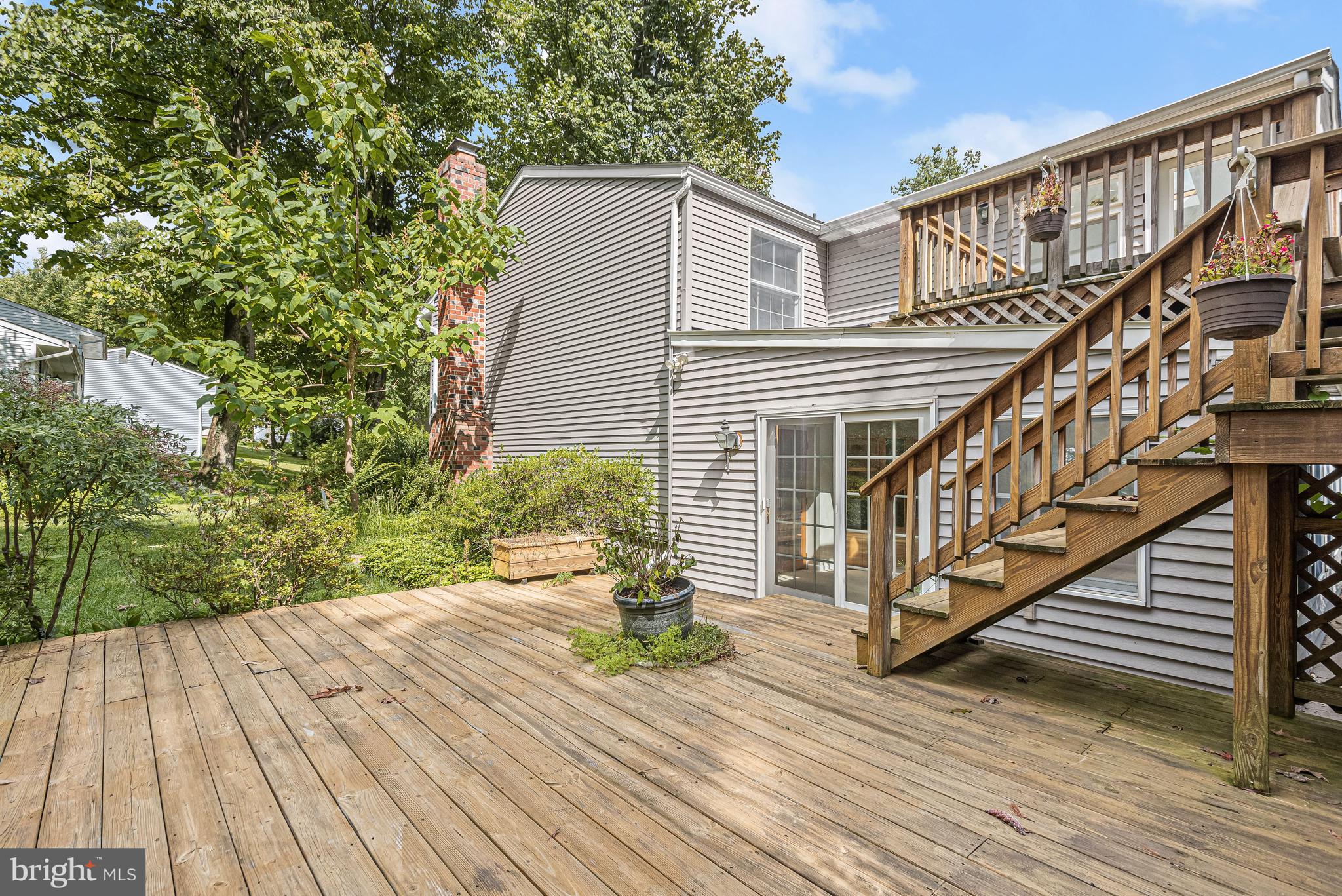 VILLAGE OF LONG REACH - Residential