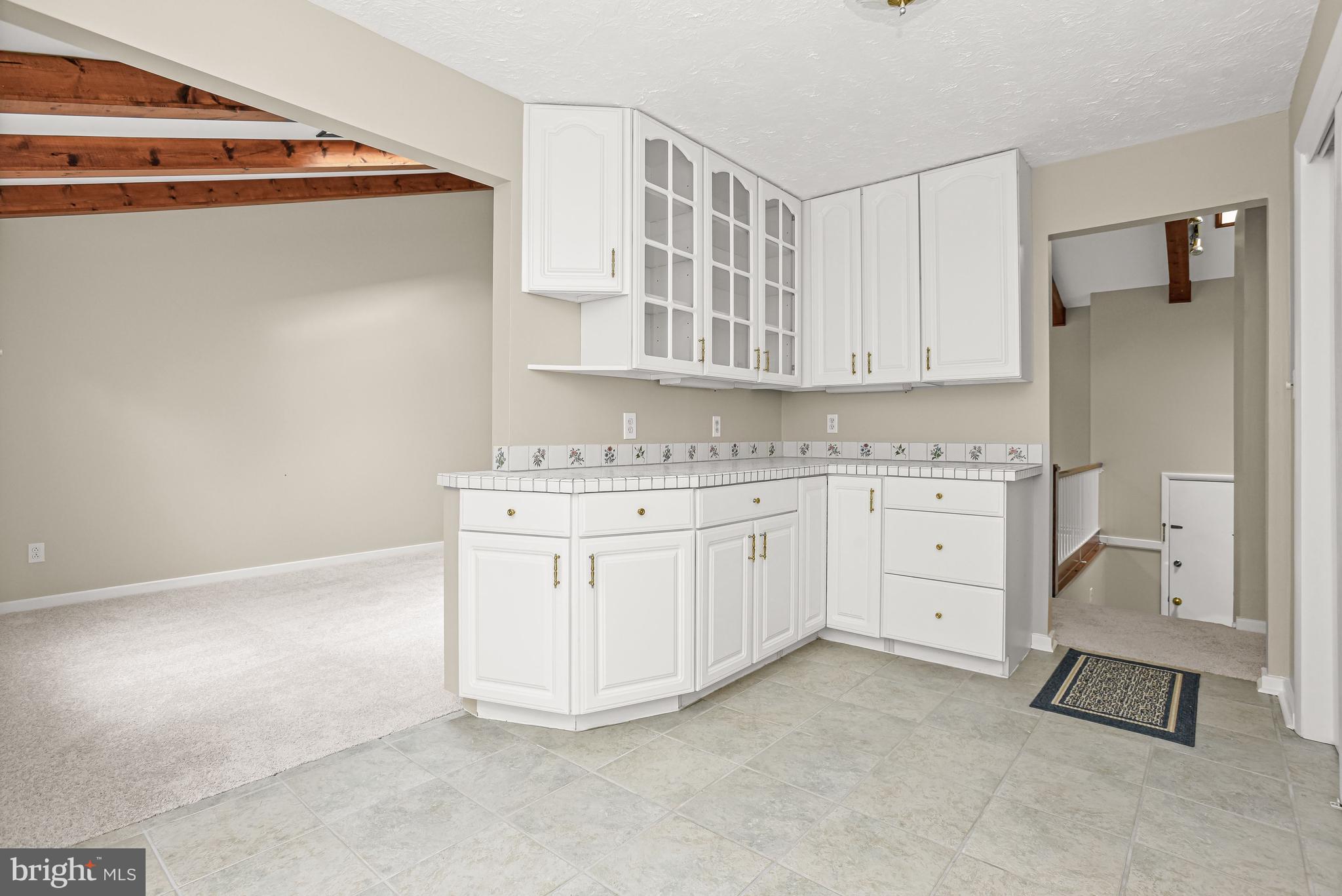 VILLAGE OF LONG REACH - Residential