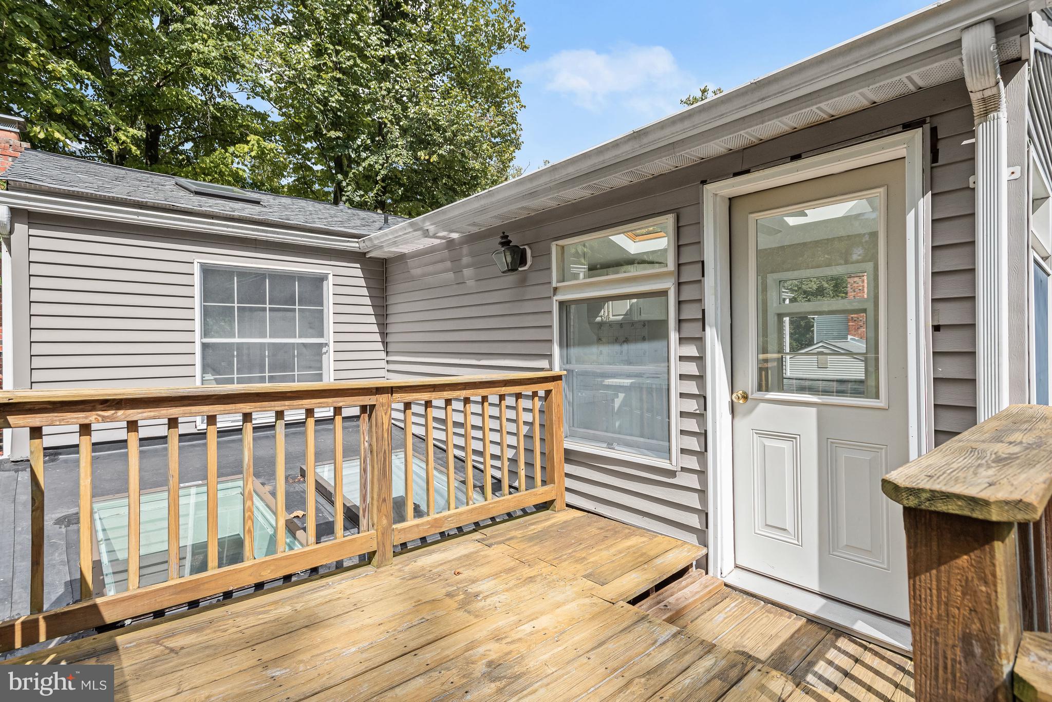 VILLAGE OF LONG REACH - Residential