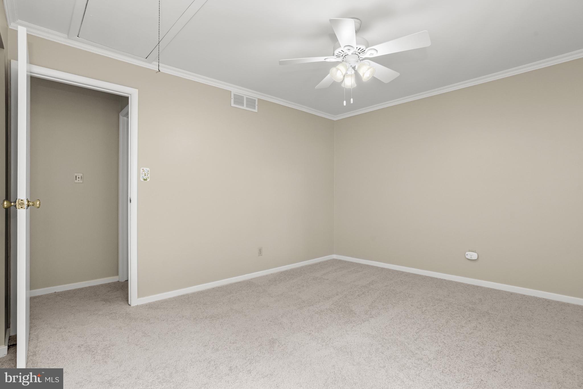 VILLAGE OF LONG REACH - Residential