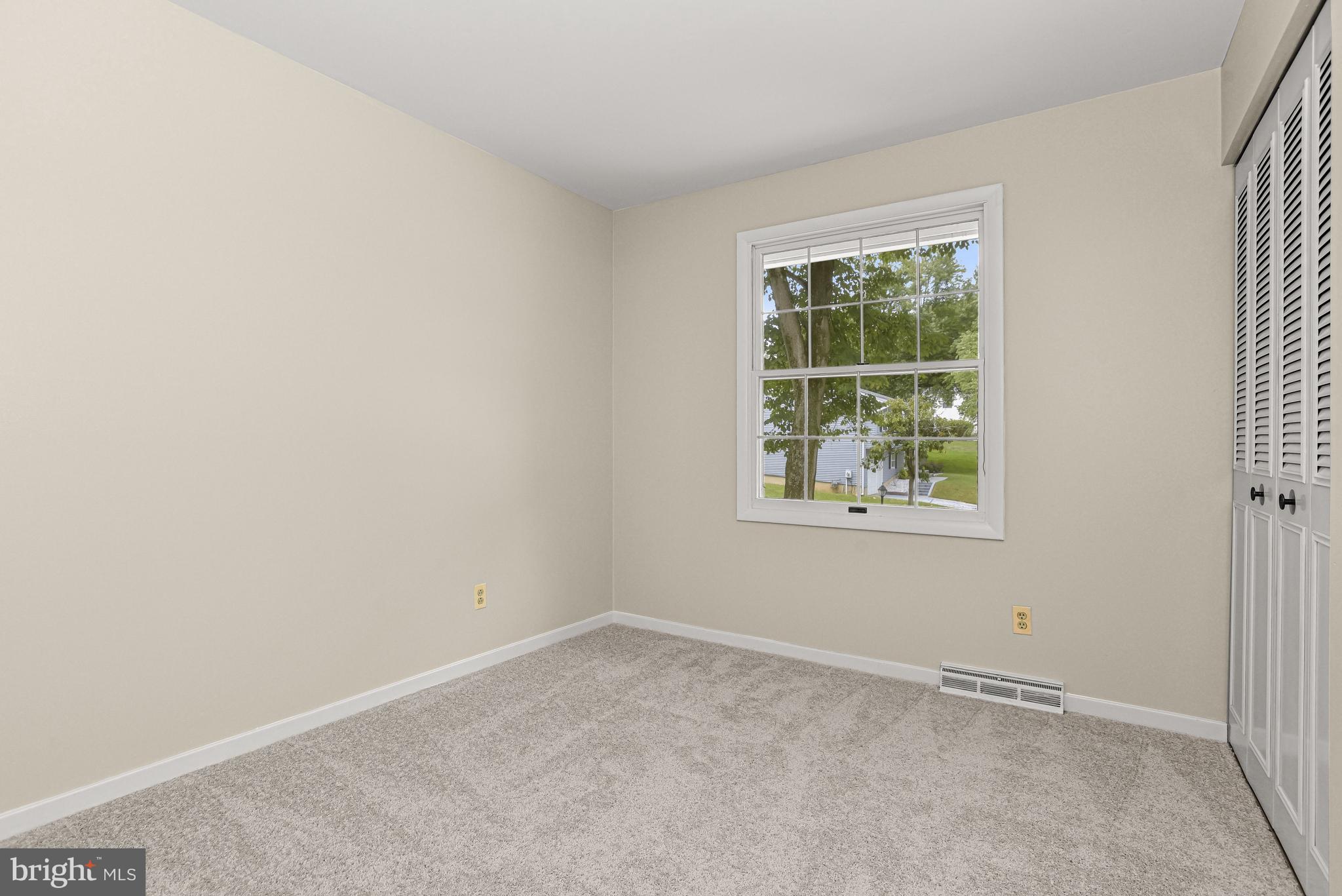 VILLAGE OF LONG REACH - Residential